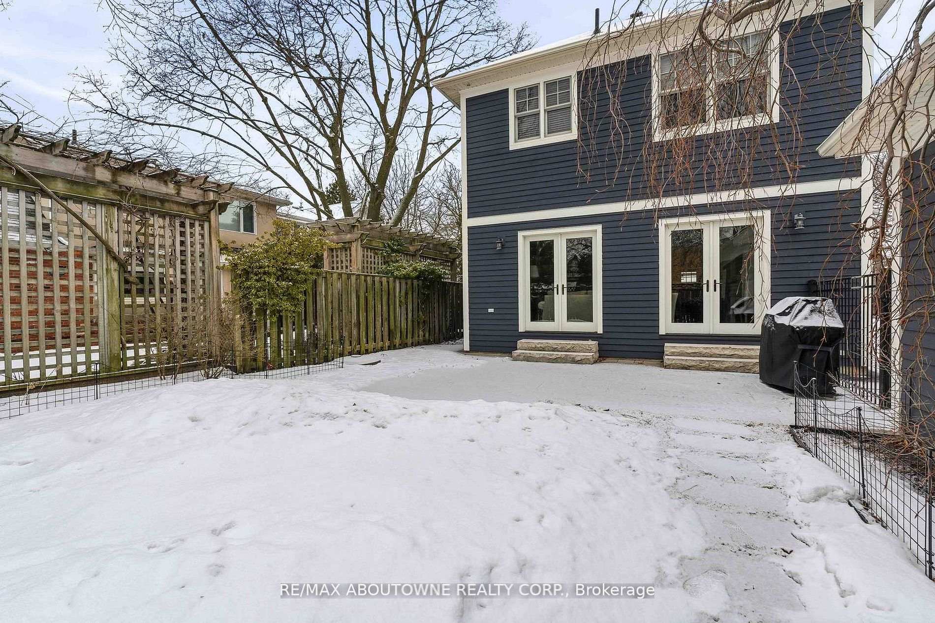 Property photo 33