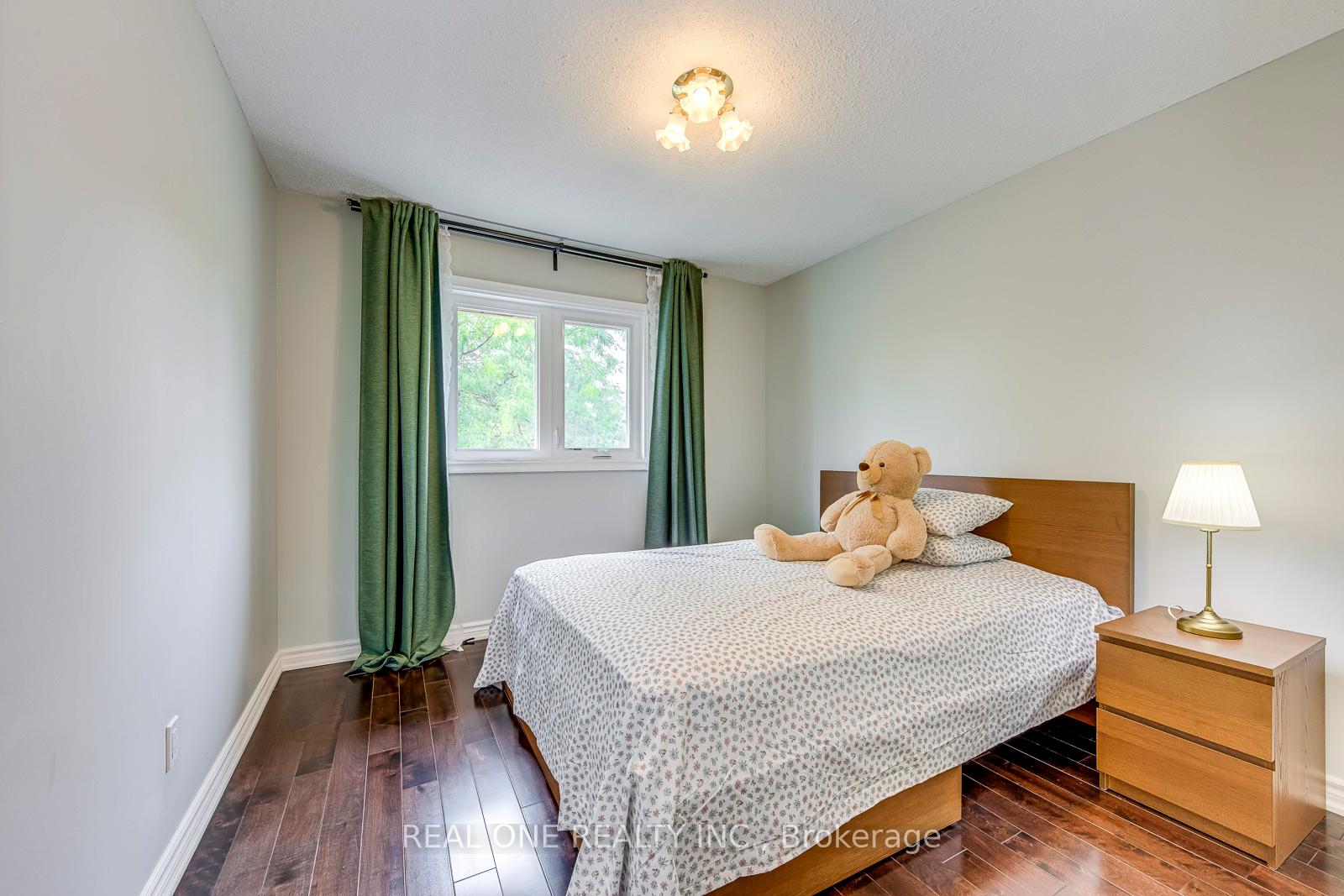 Property photo 28
