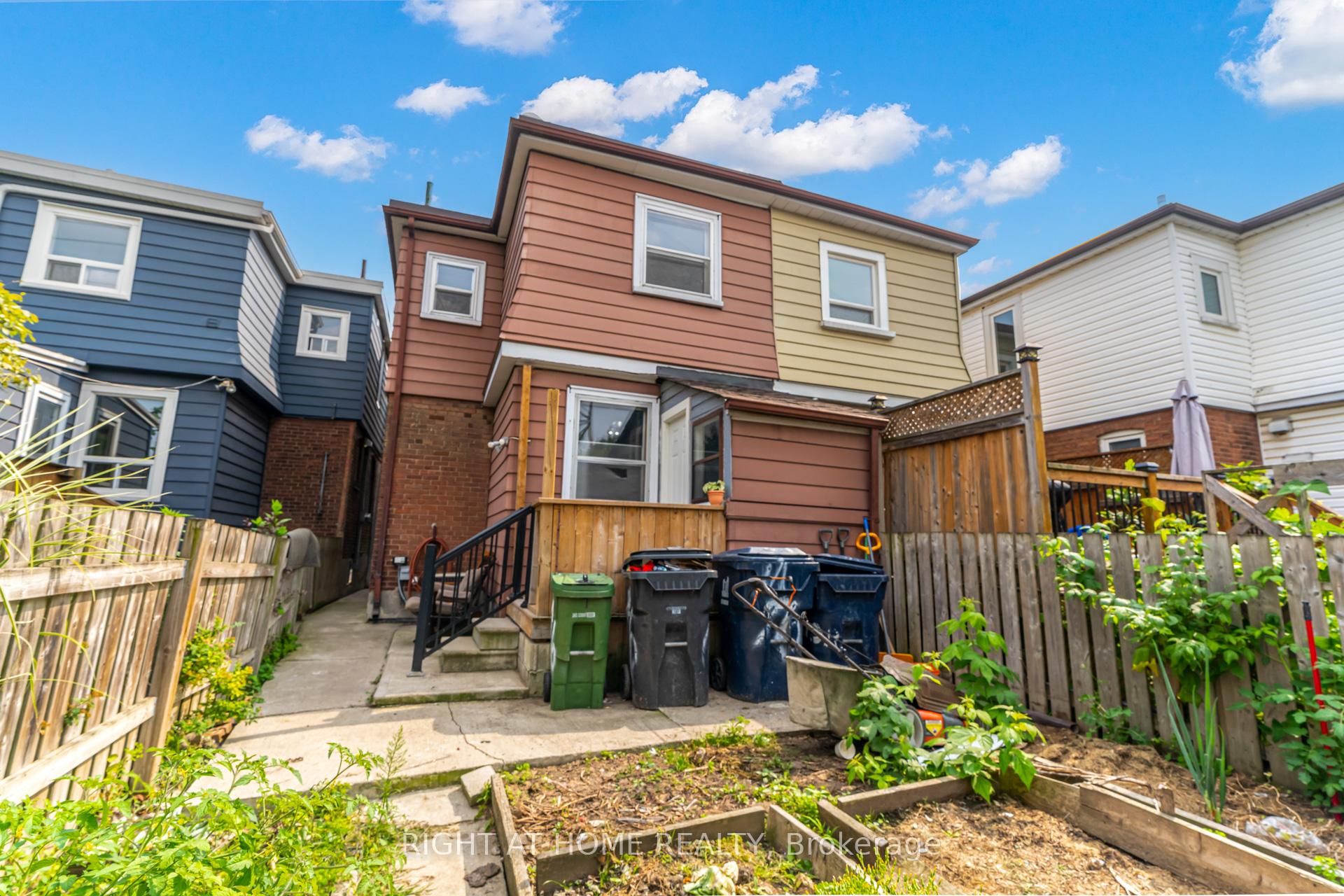 Property photo 28