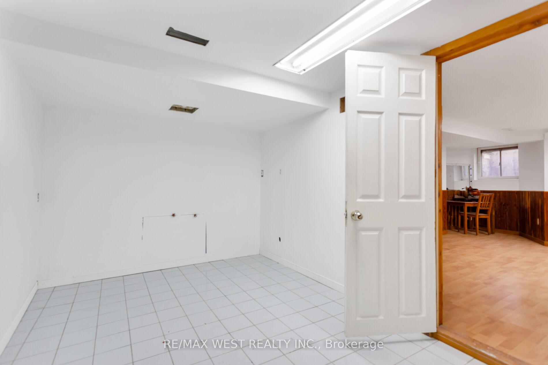 Property photo 44
