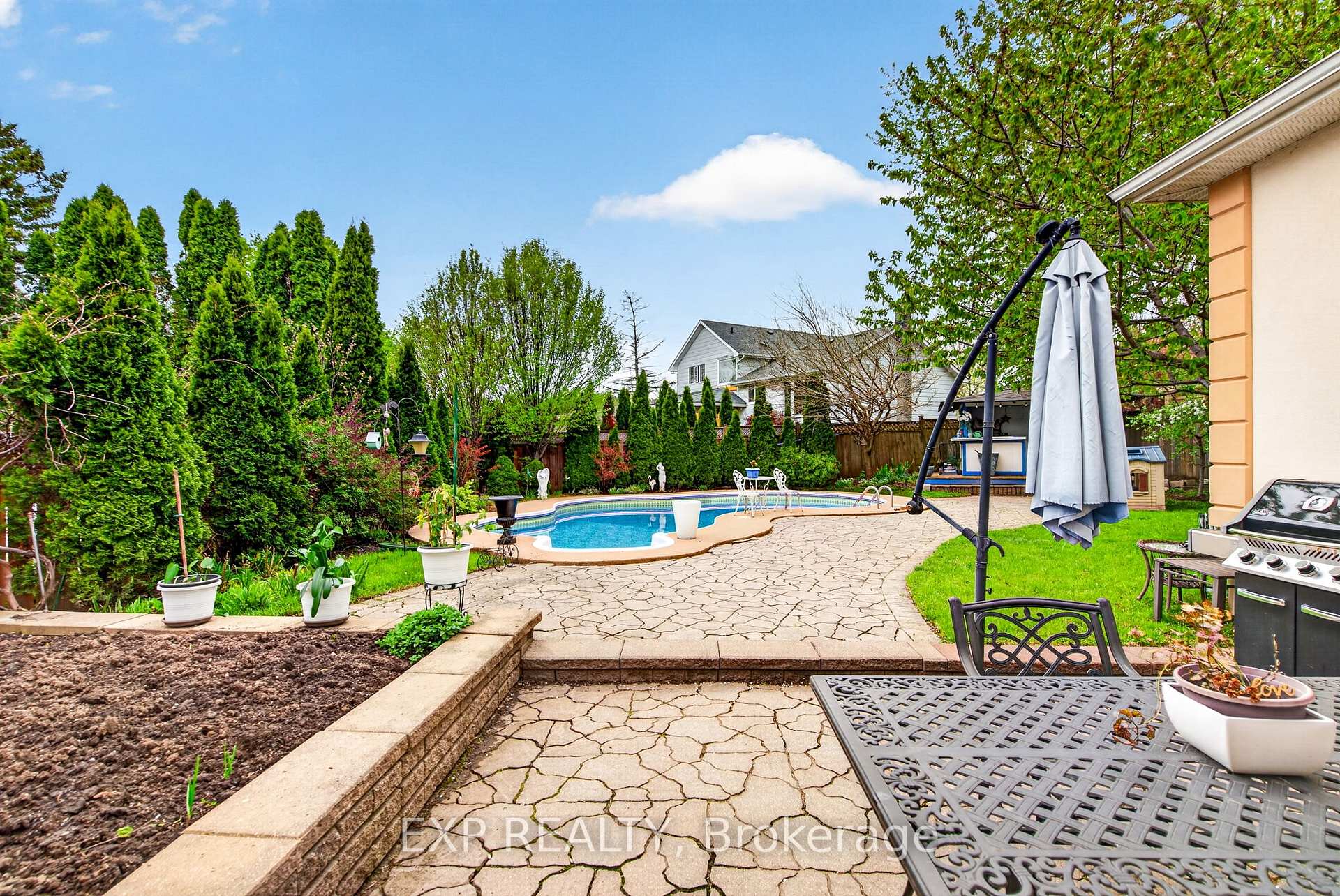 Property photo 33