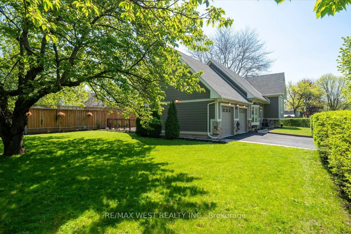 Property photo 37