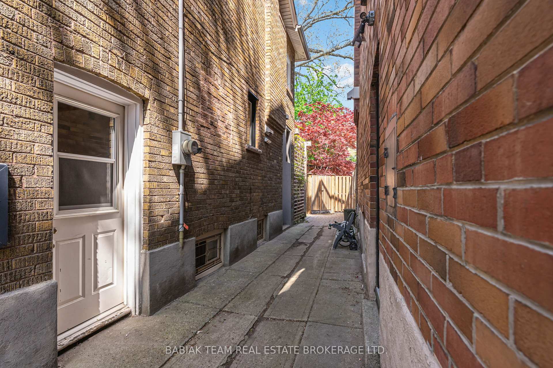 Property photo 37