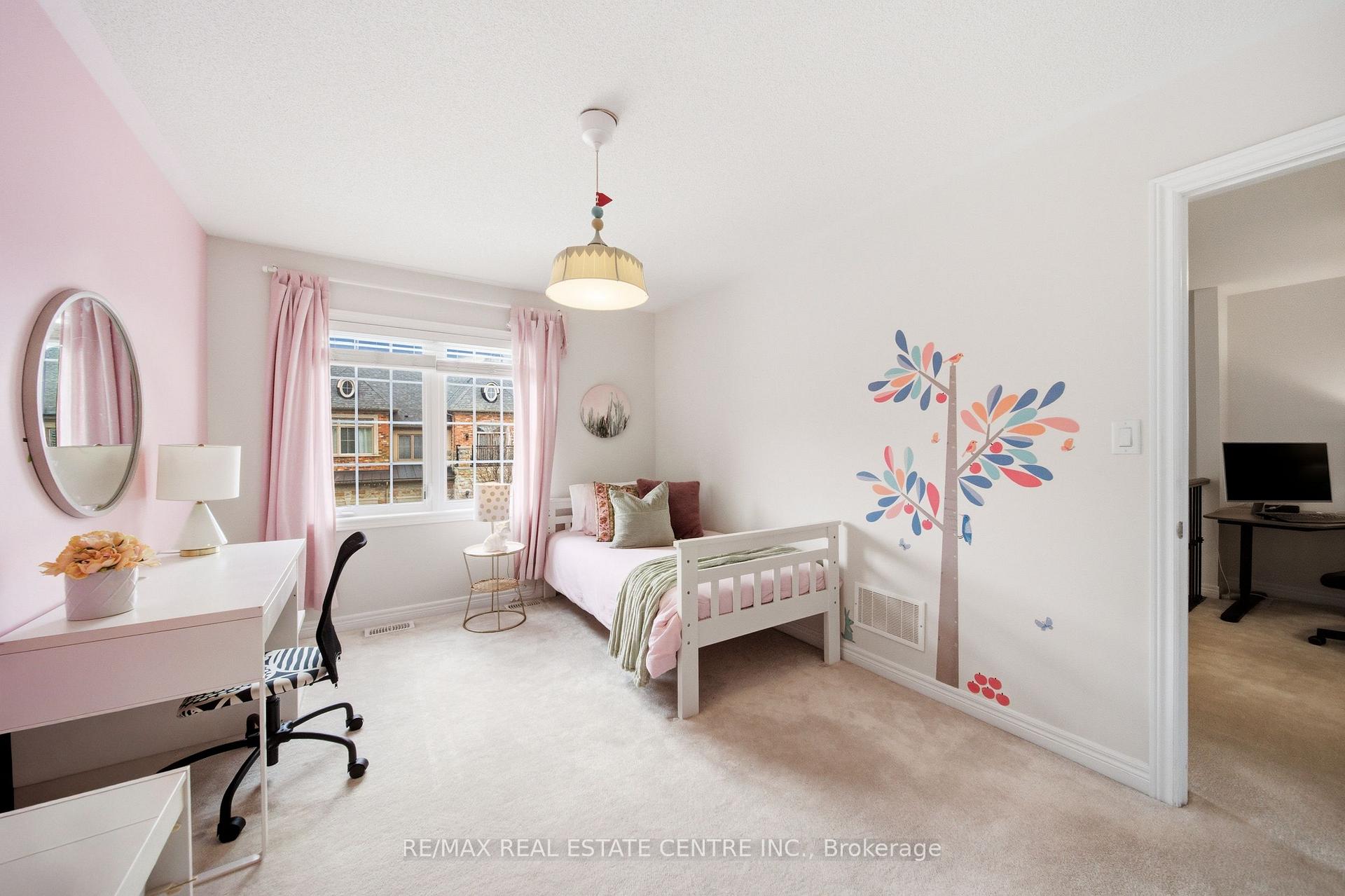 Property photo 35