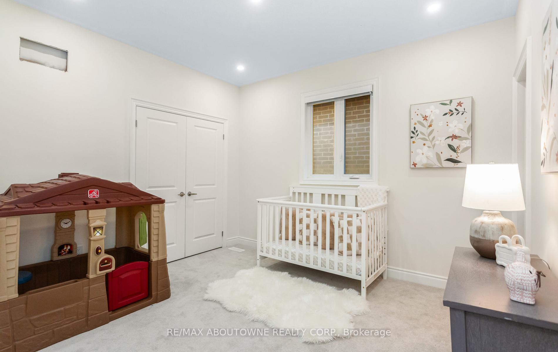 Property photo 35