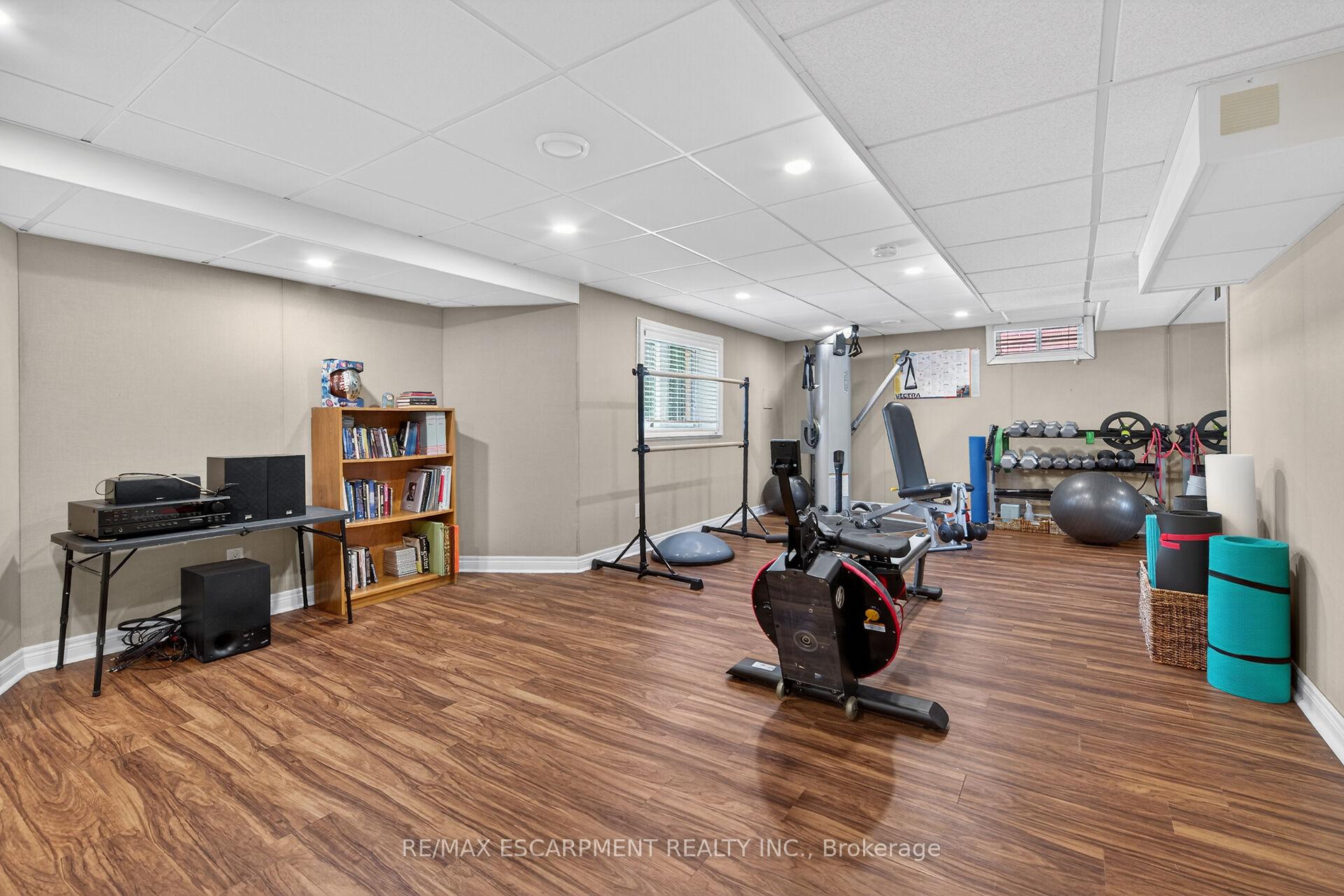 Property photo 33
