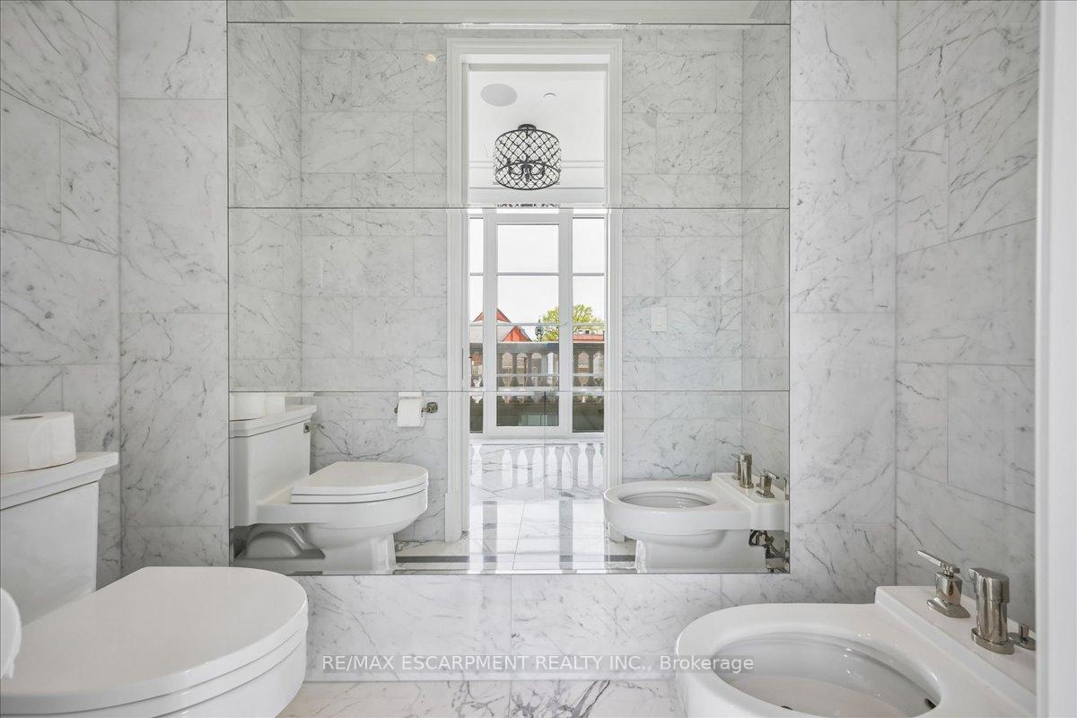 Property photo 50