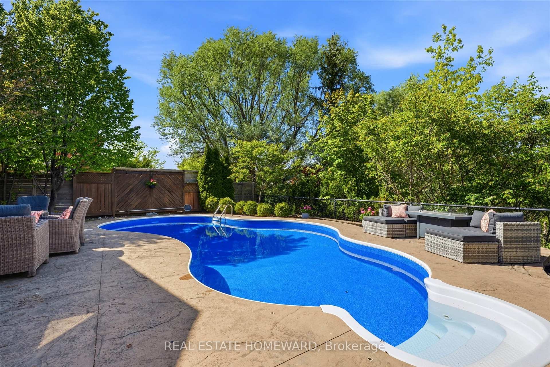 Property photo 38