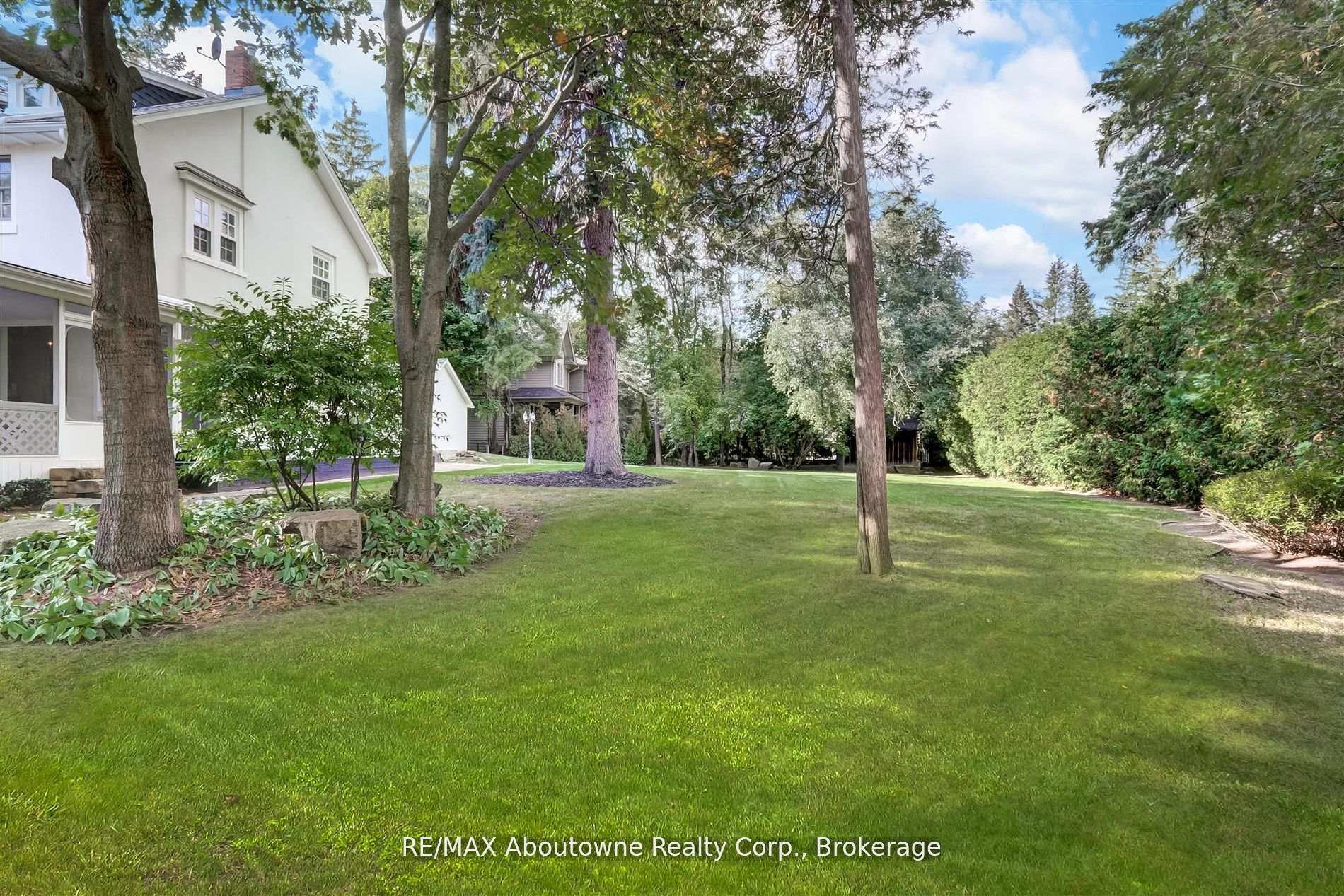 Property photo 32