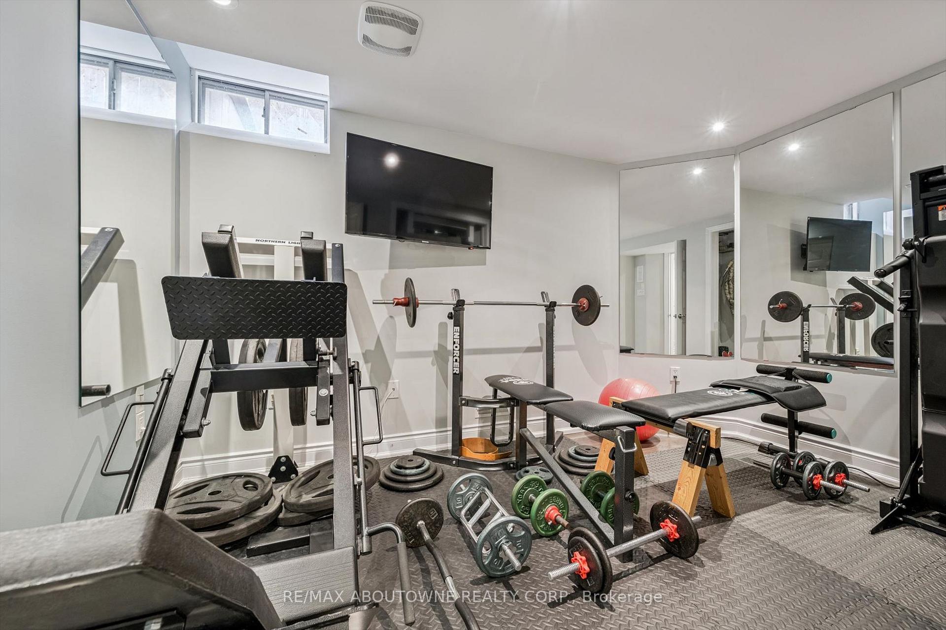 Property photo 33