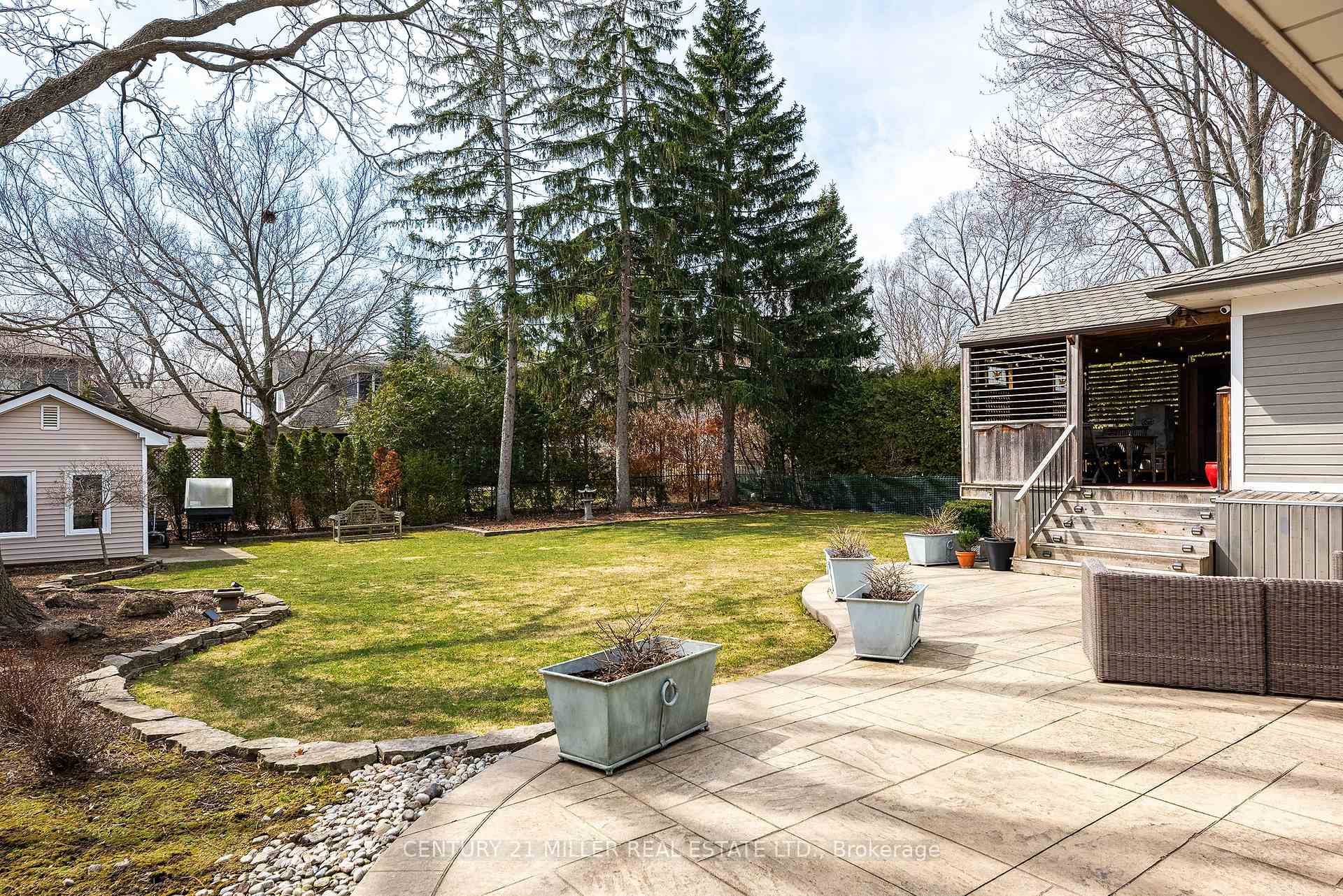 Property photo 33