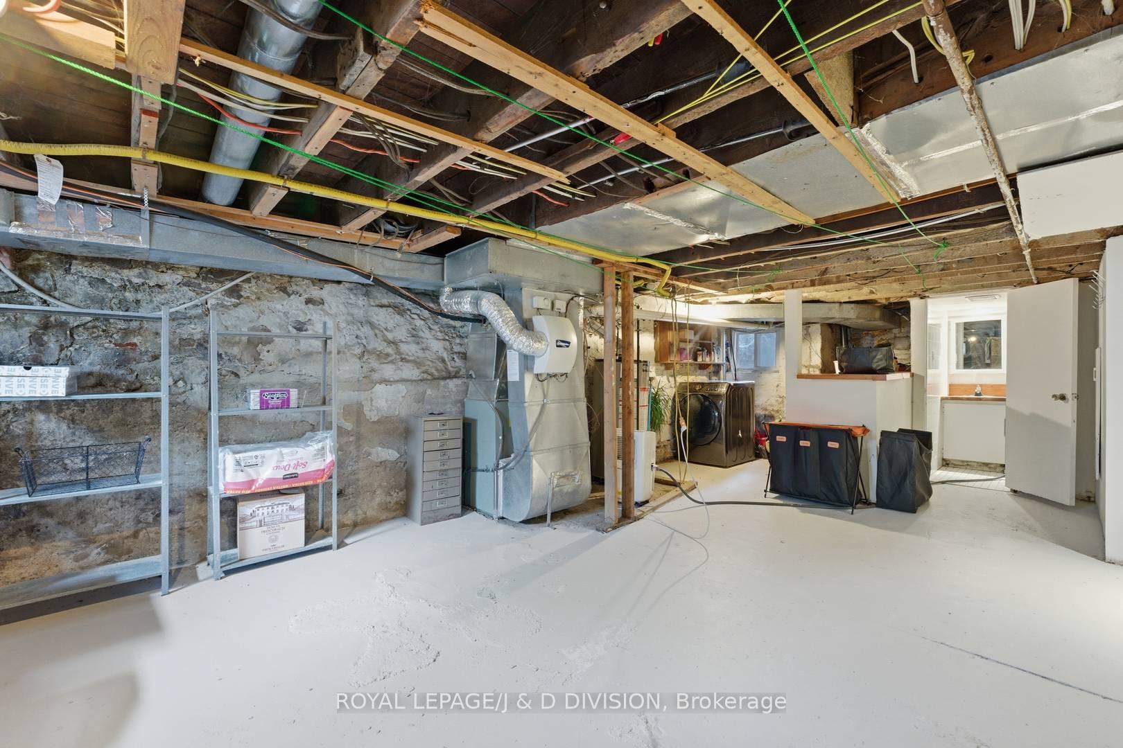 Property photo 37