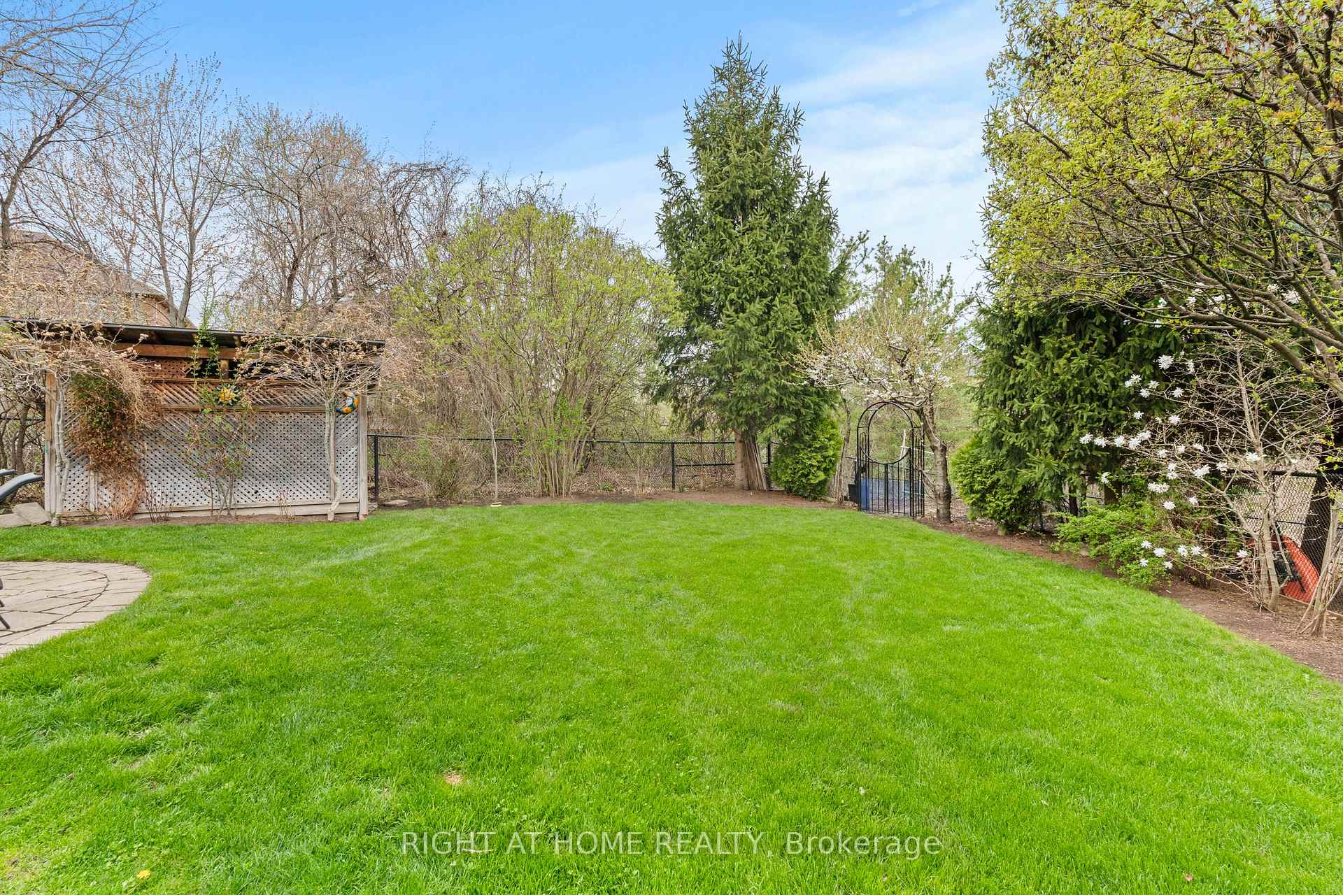 Property photo 34