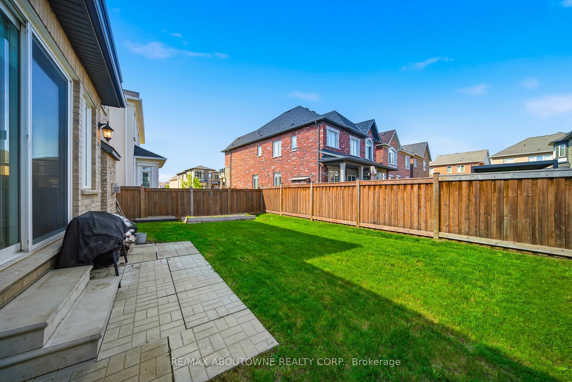 Property photo 44