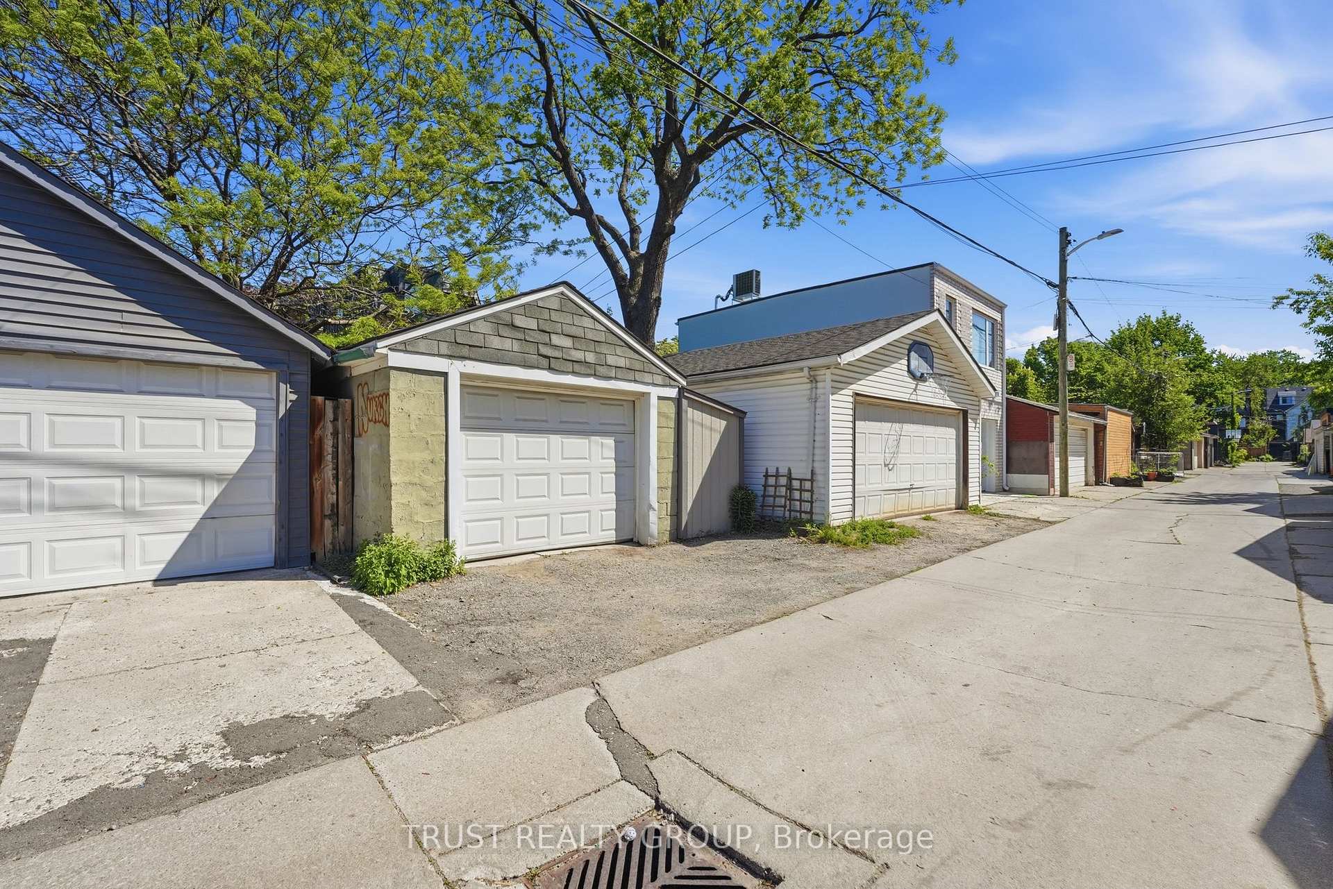 Property photo 28