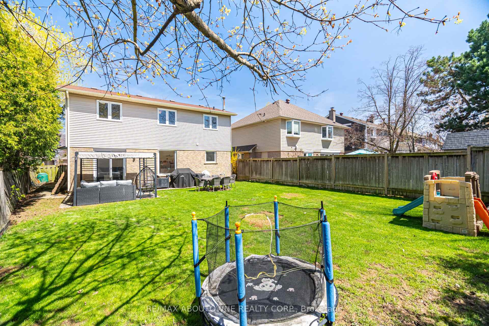 Property photo 33