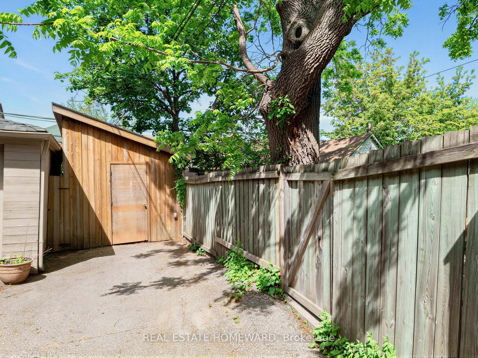 Property photo 38