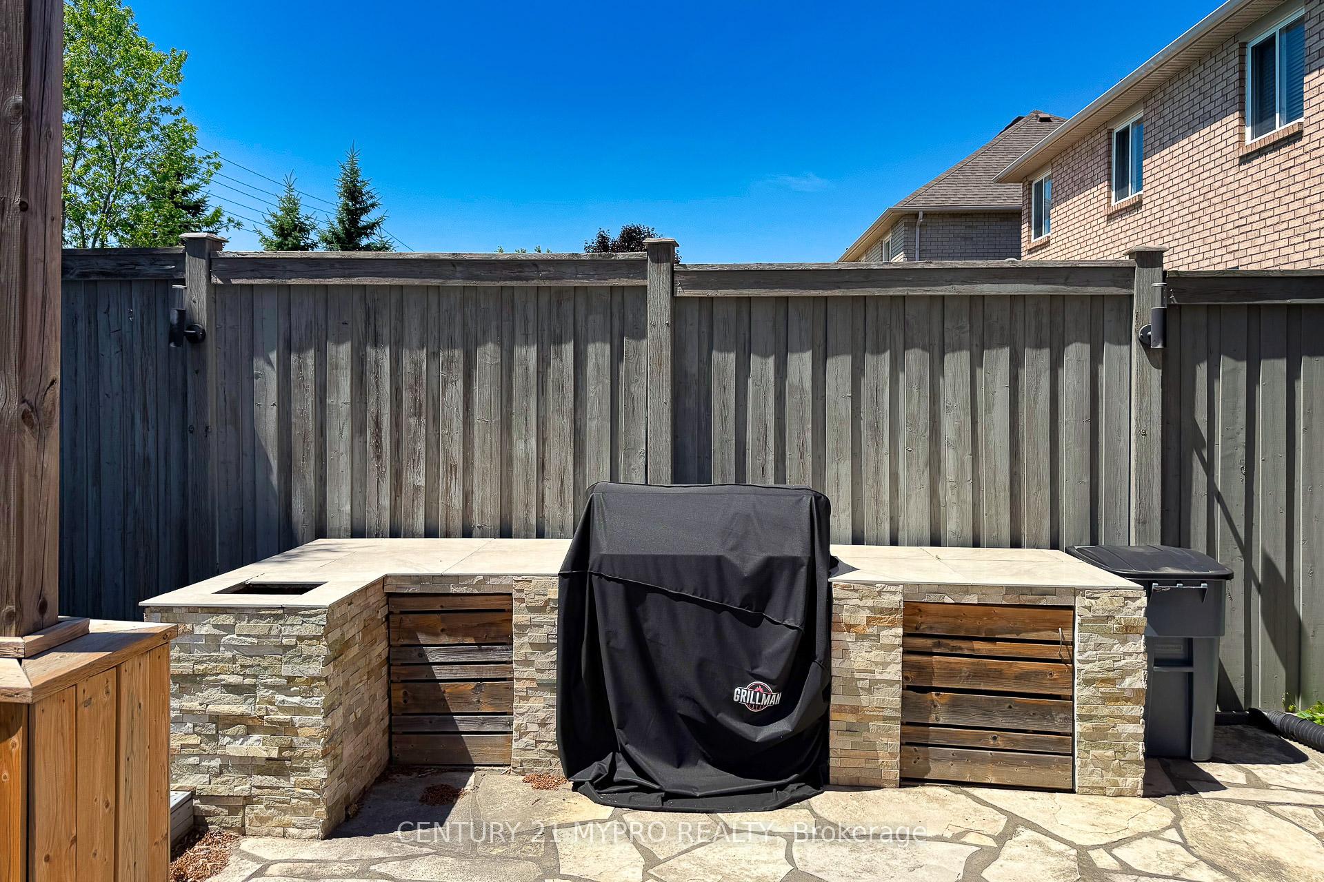 Property photo 44