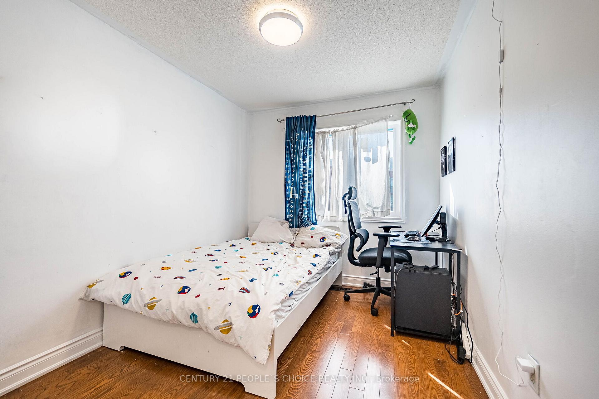 Property photo 28