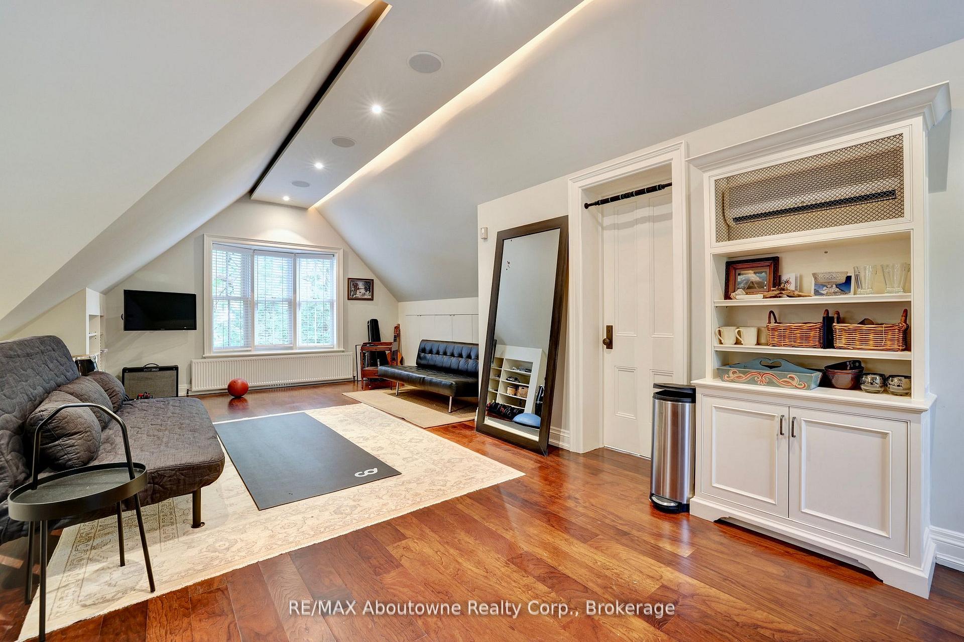 Property photo 38