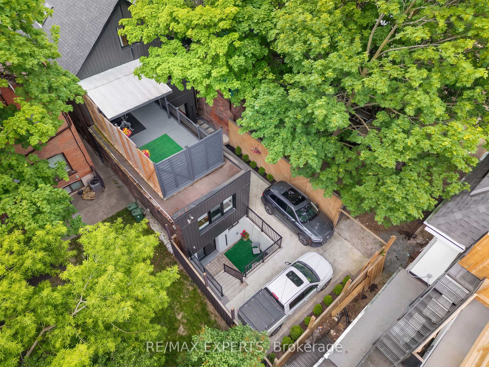 Property photo 44