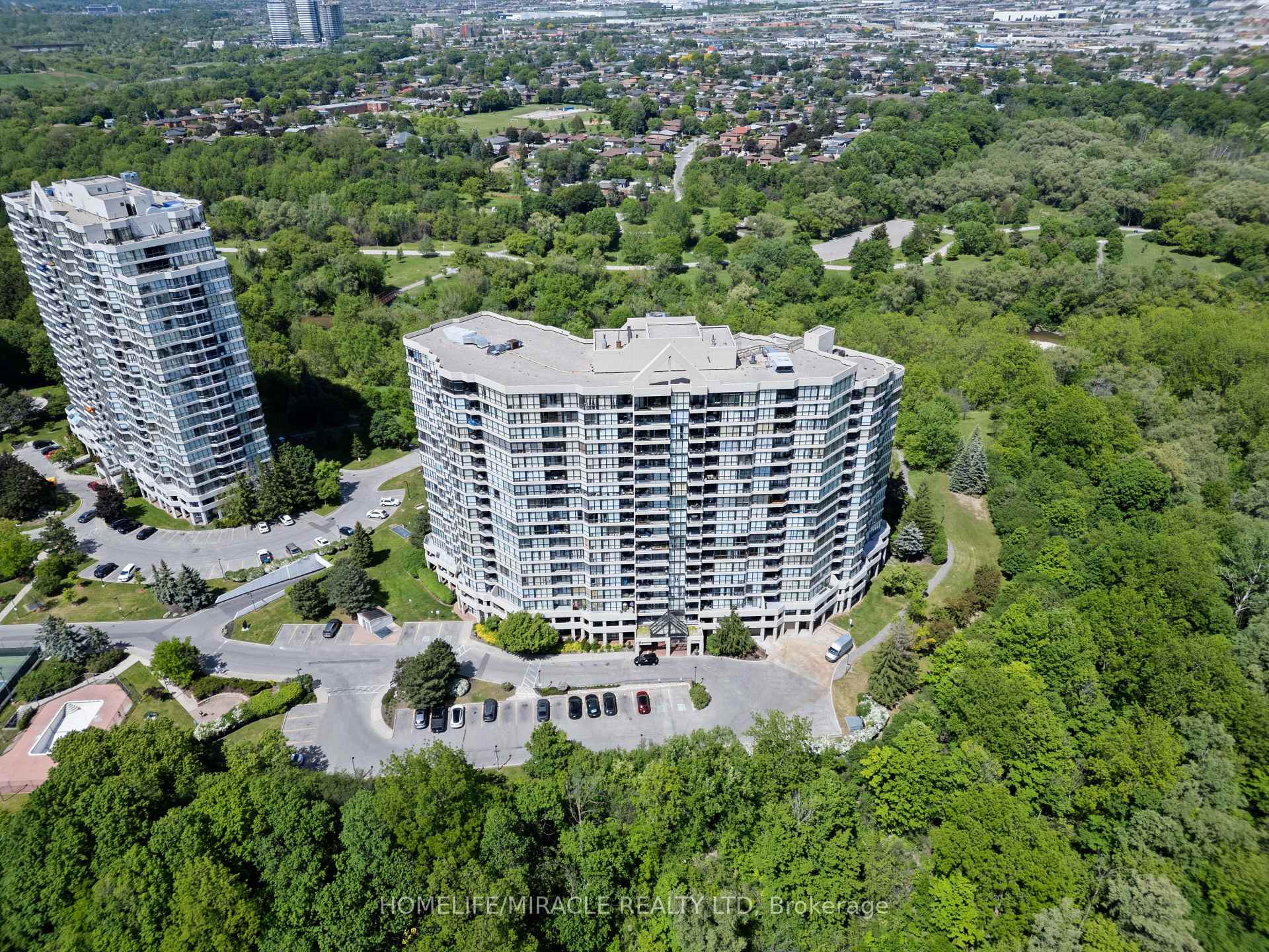Property photo 43