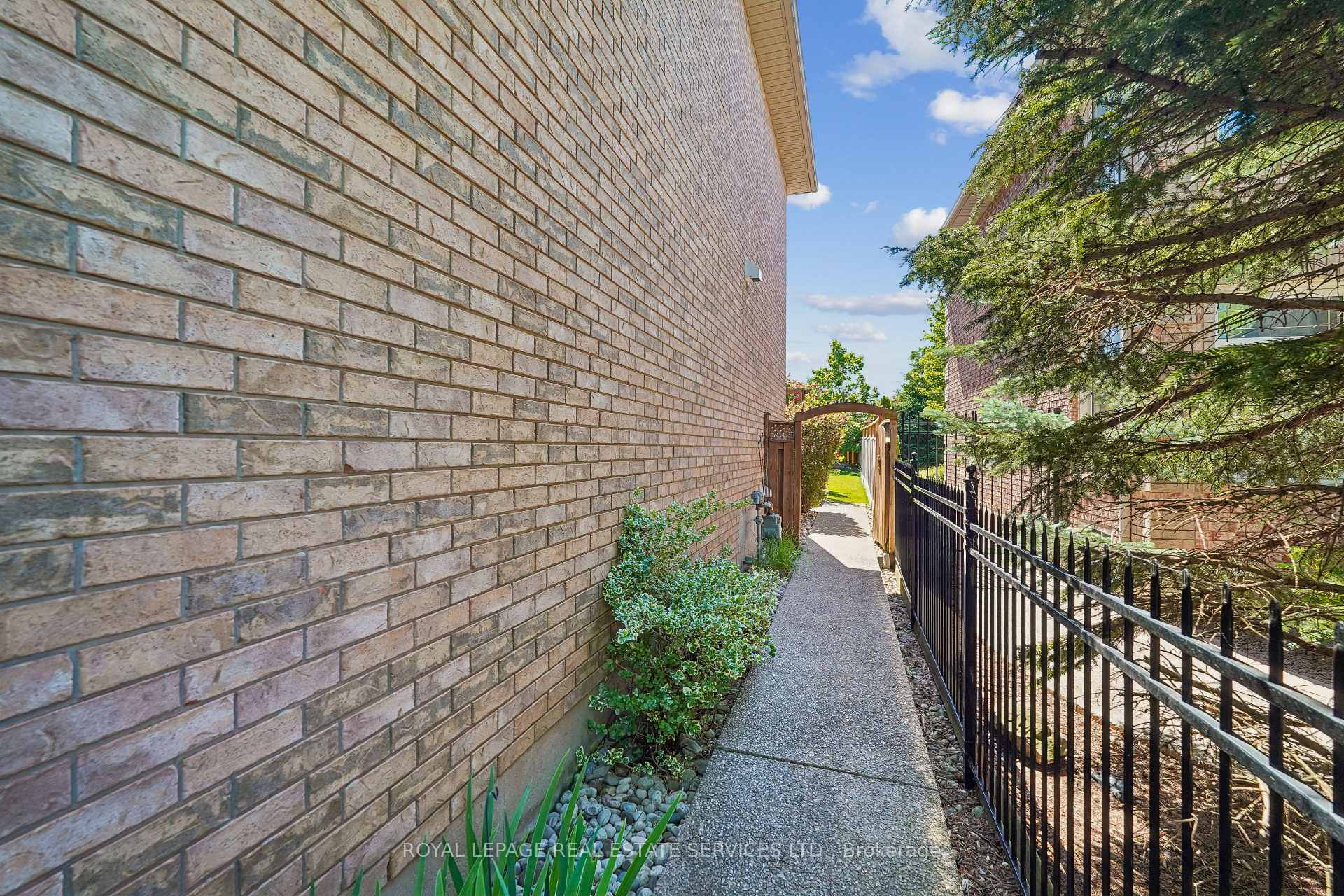 Property photo 29