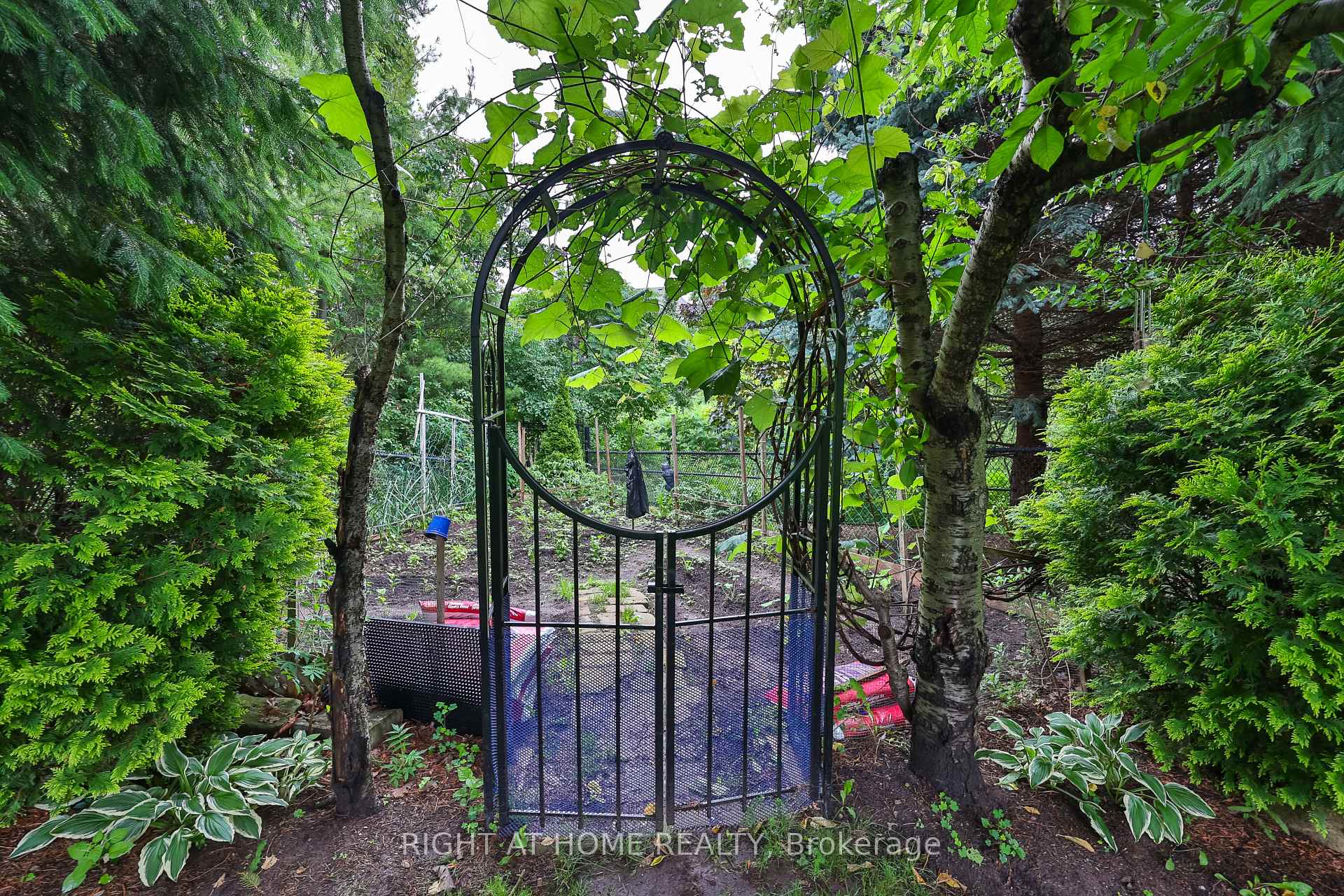 Property photo 38
