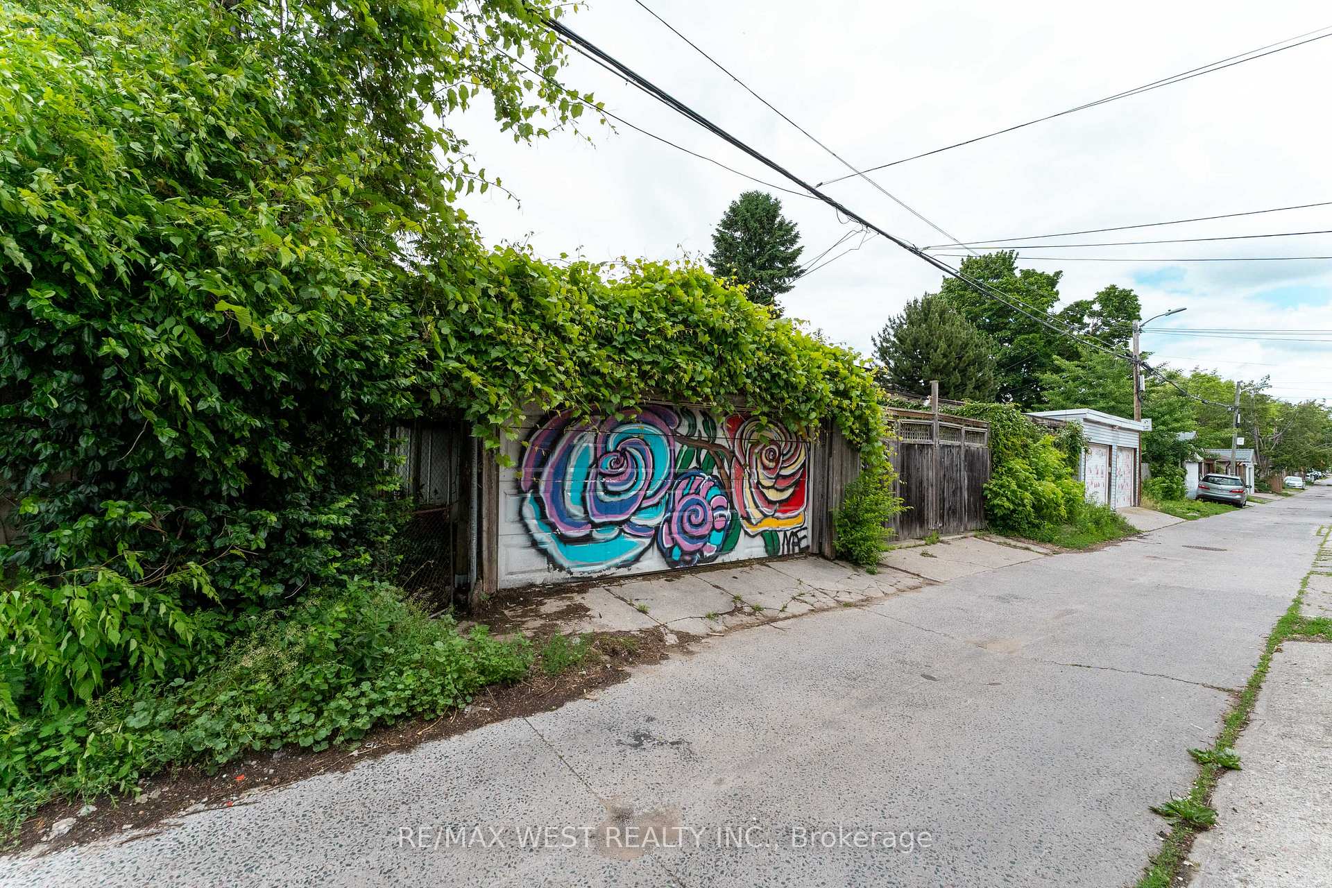 Property photo 37