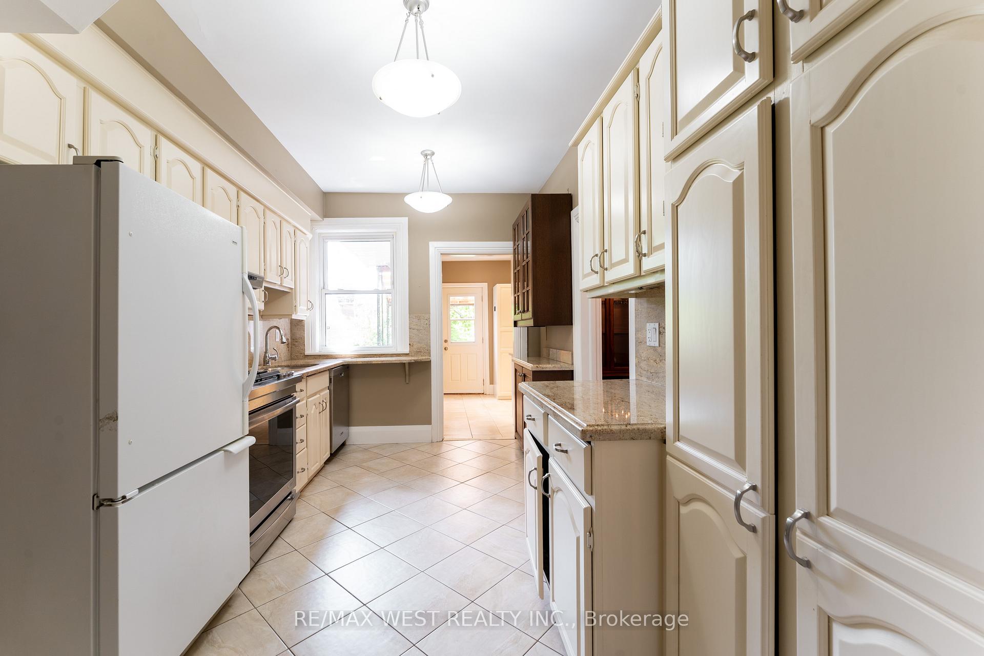 Property photo 41
