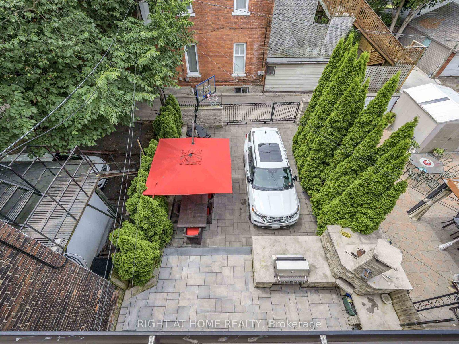 Property photo 30