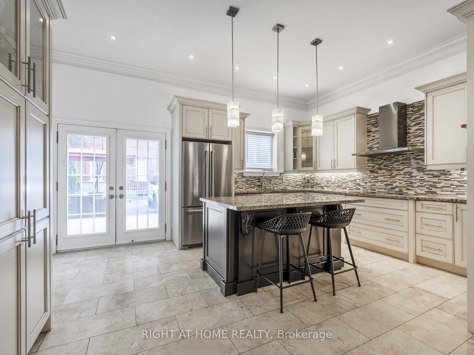 Property photo 38
