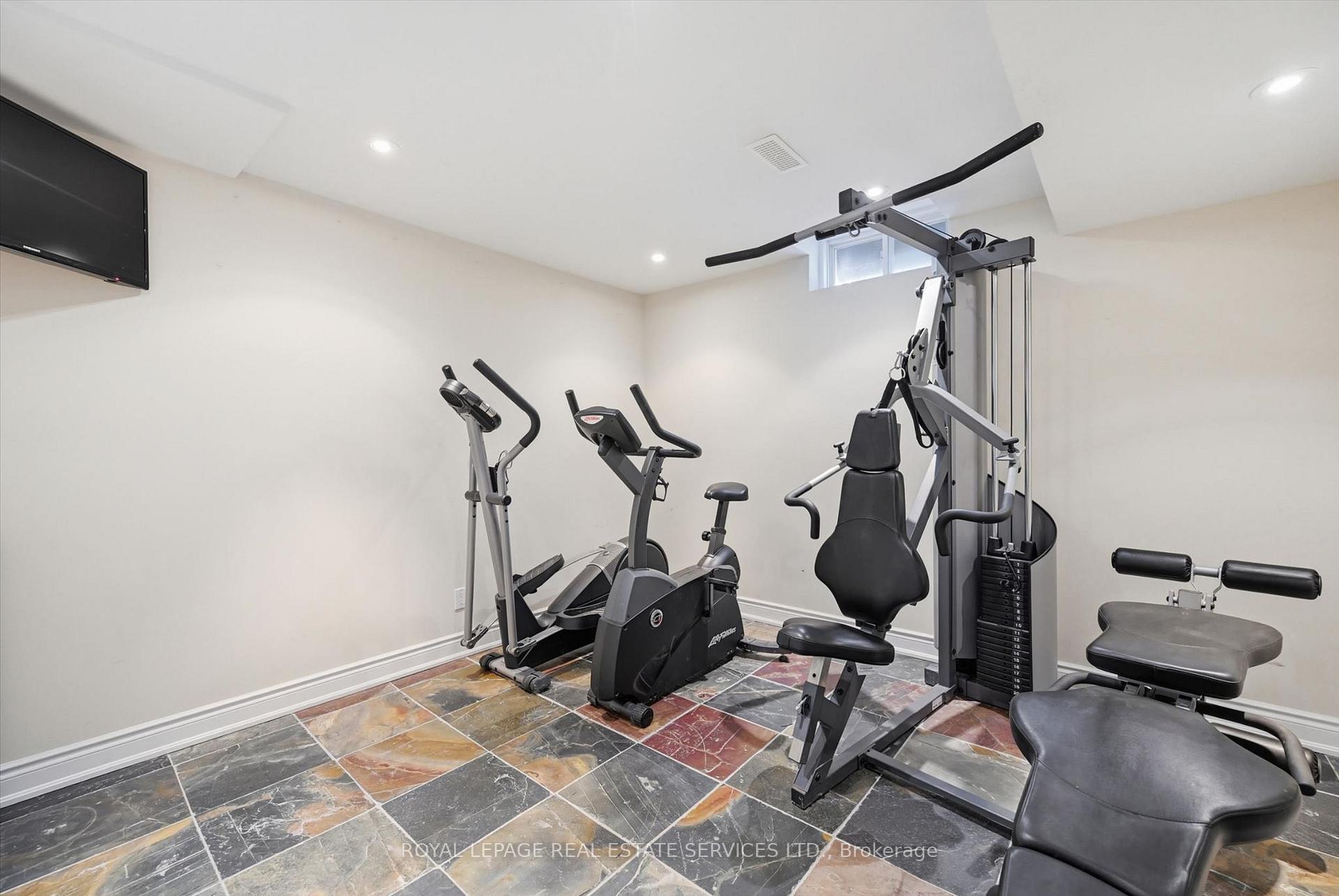 Property photo 40