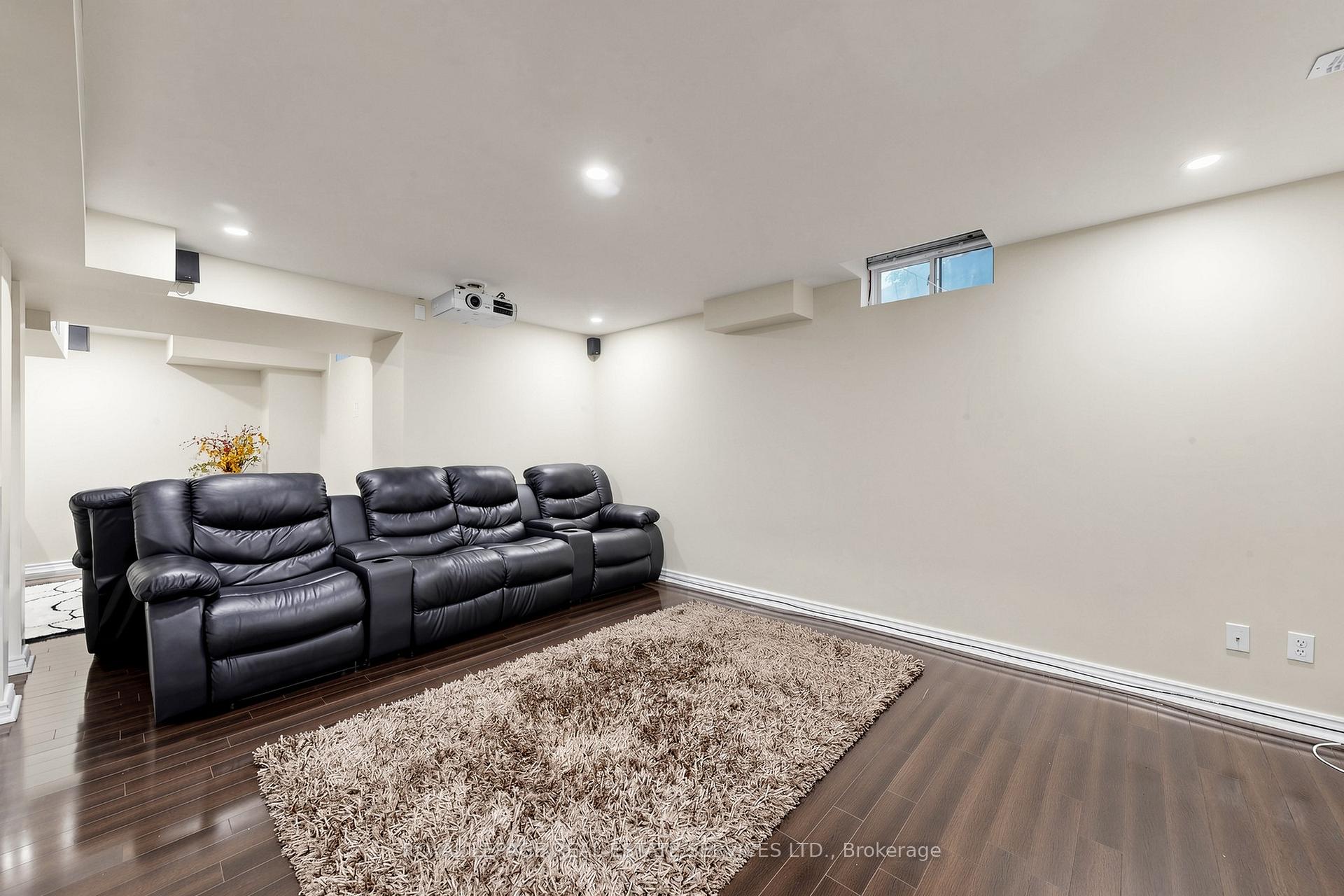Property photo 38