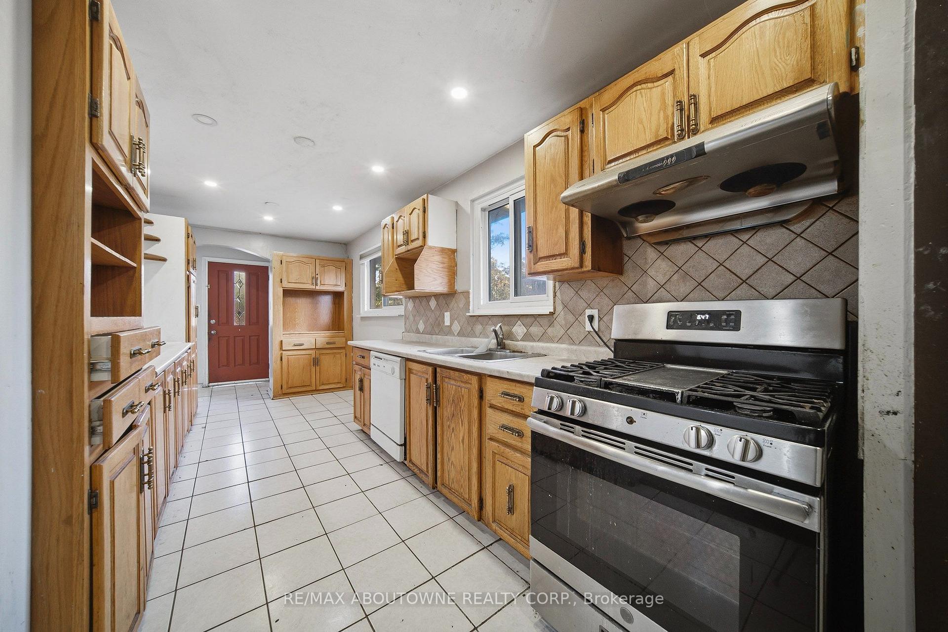Property photo 24