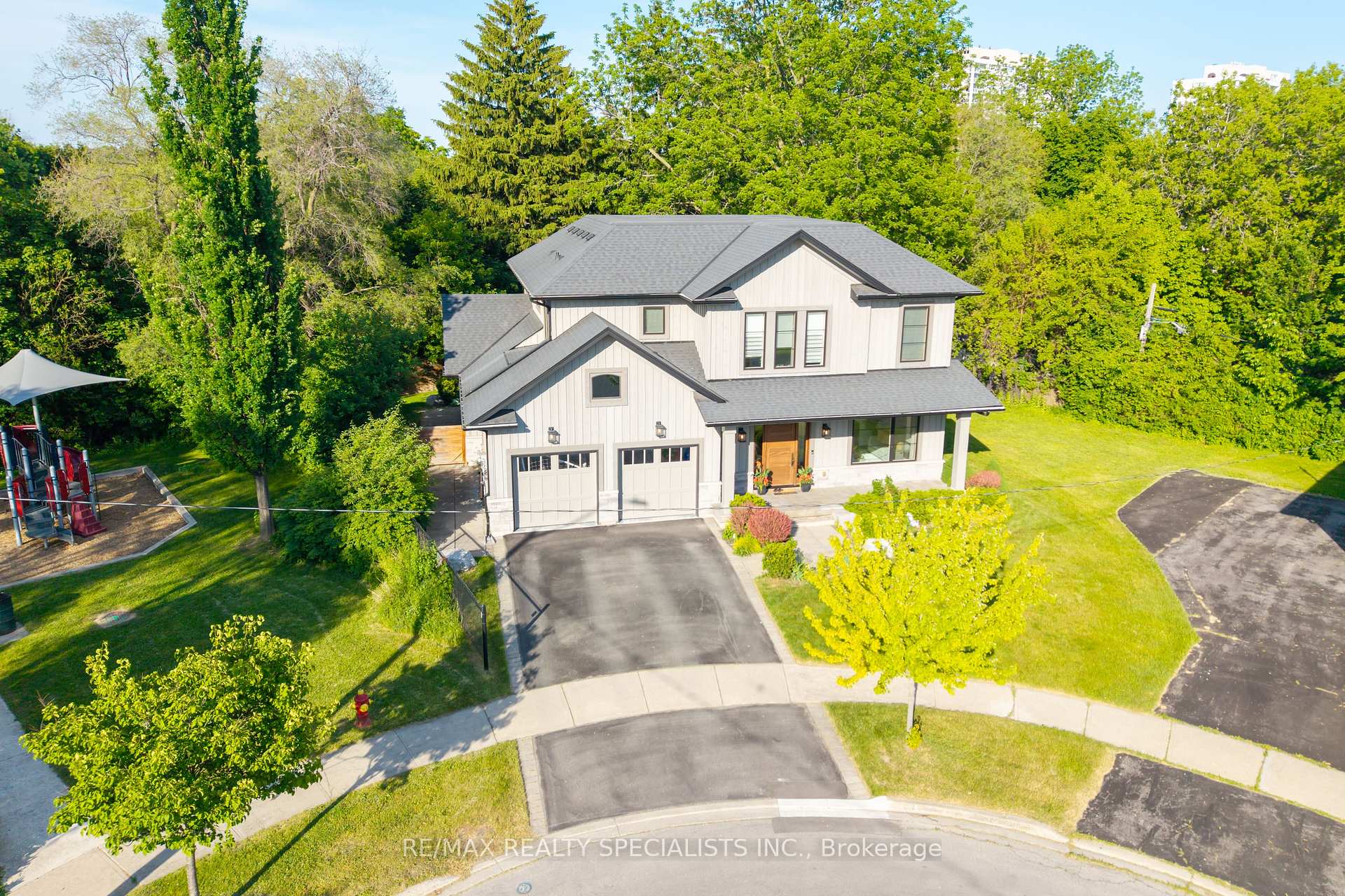 Property photo 35