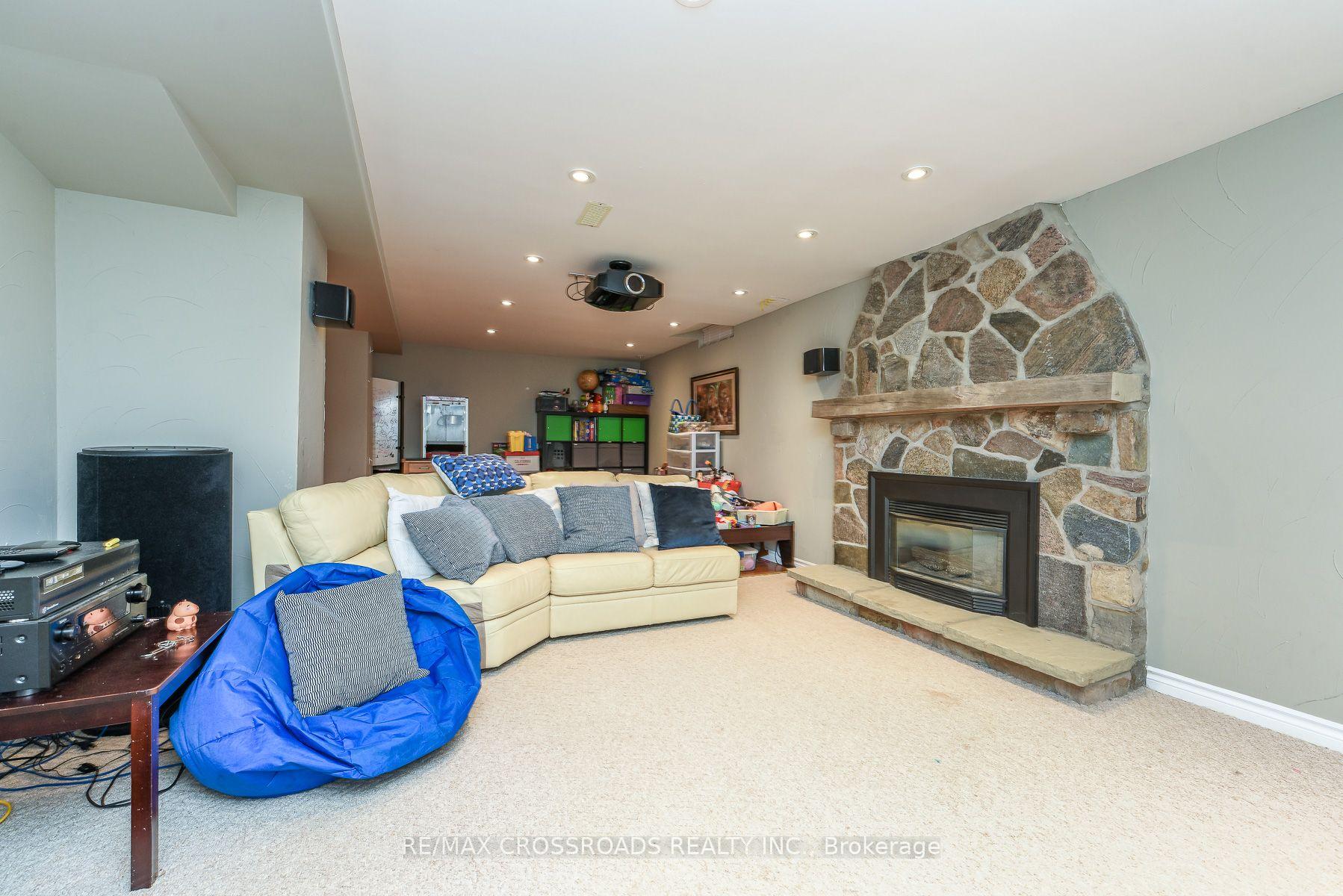Property photo 37