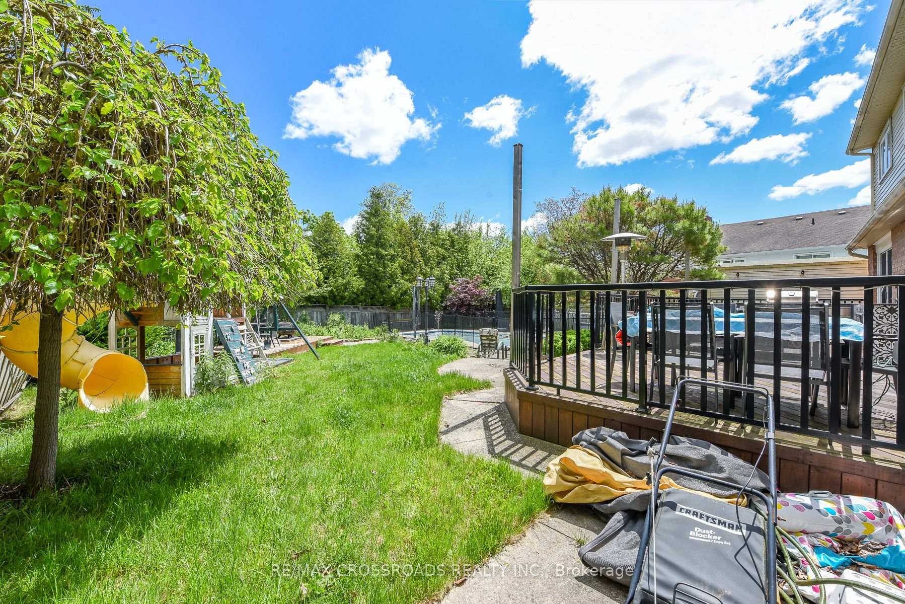 Property photo 44