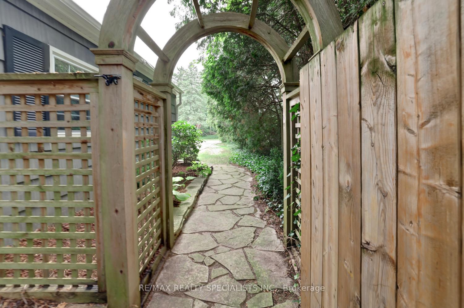 Property photo 32