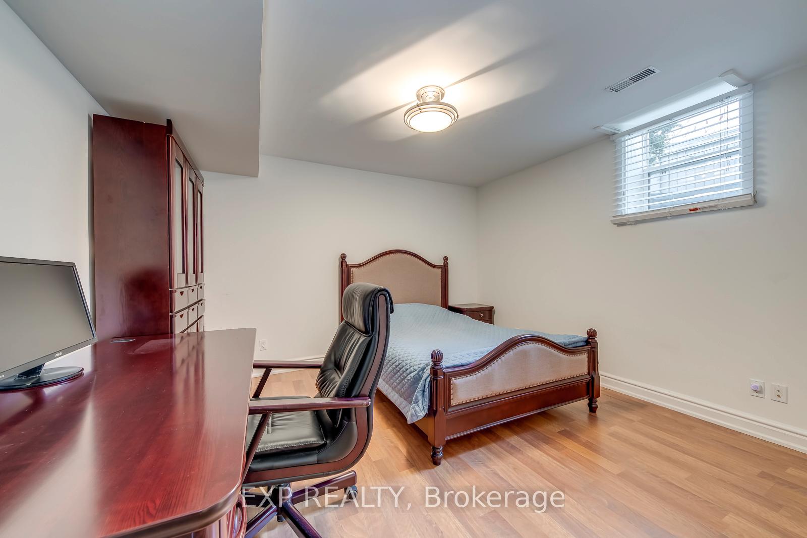 Property photo 35