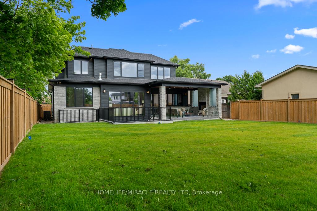 Property photo 44