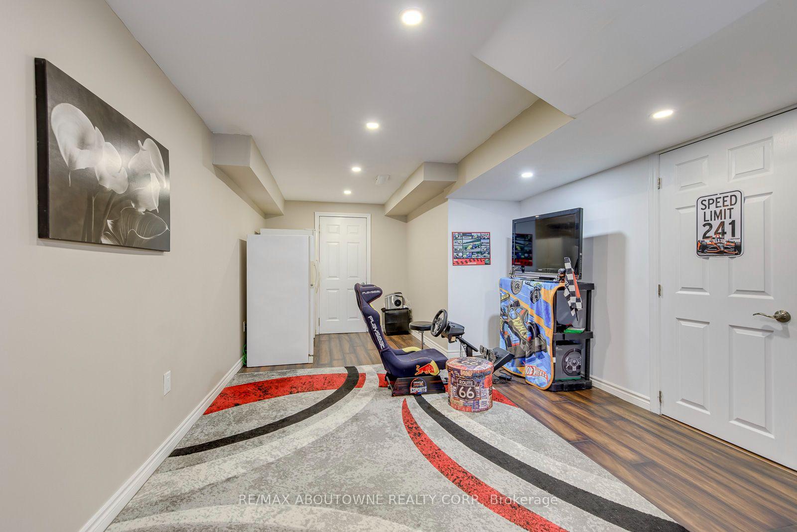 Property photo 32