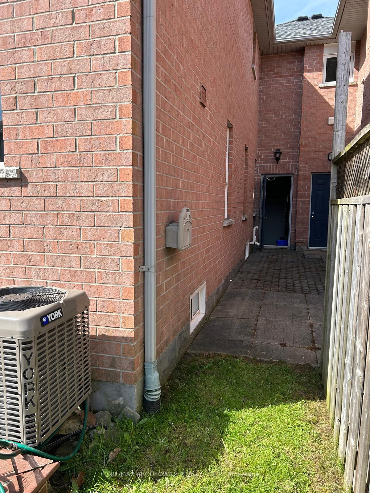 Property photo 40