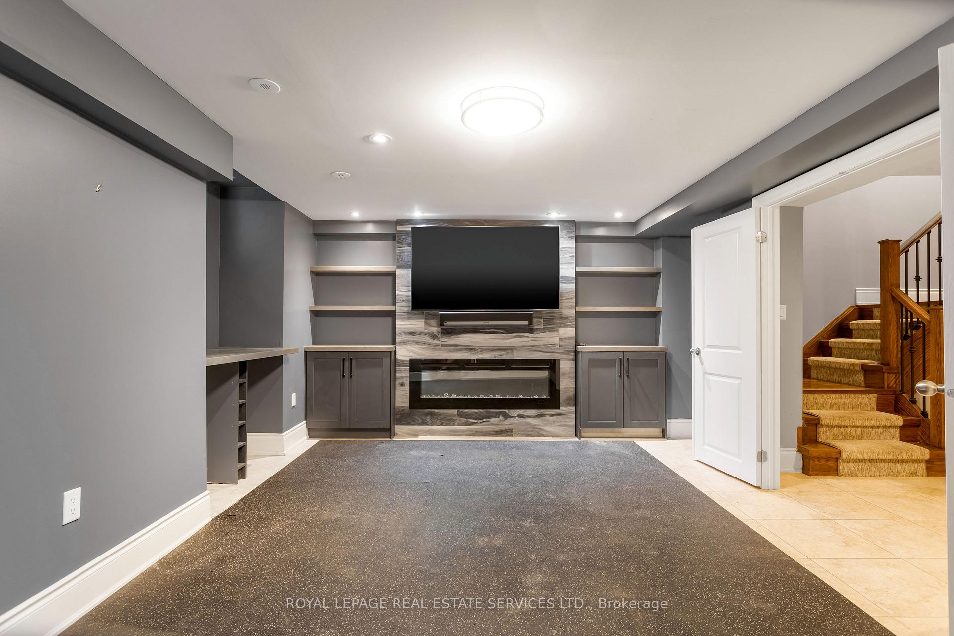 Property photo 35