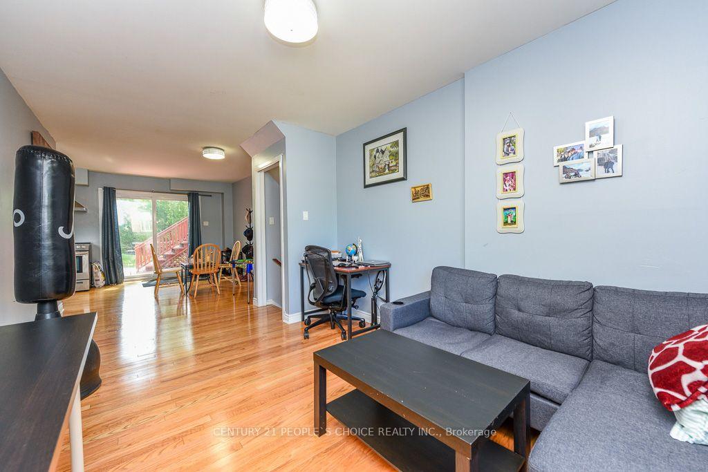 Property photo 35