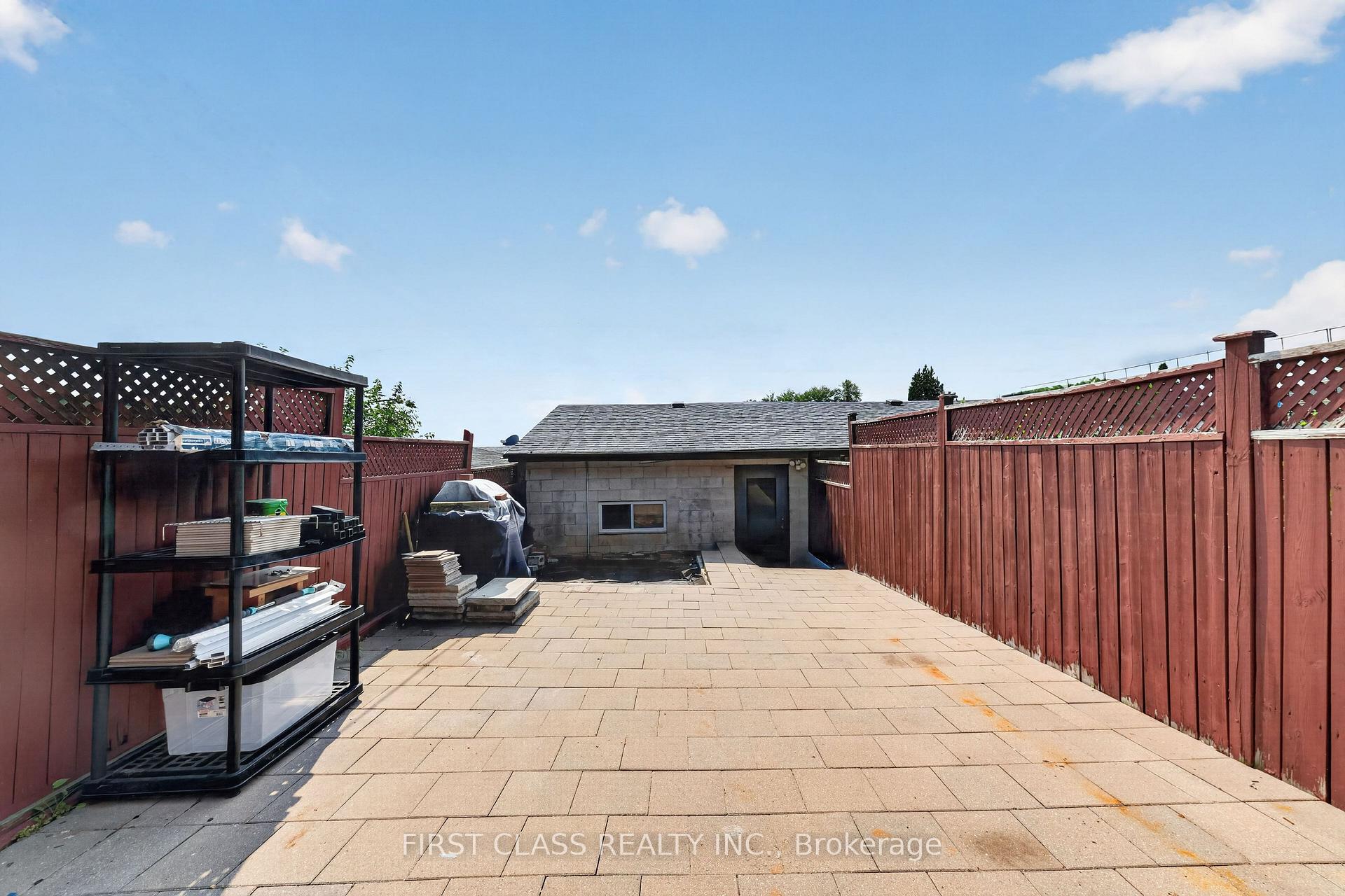 Property photo 28