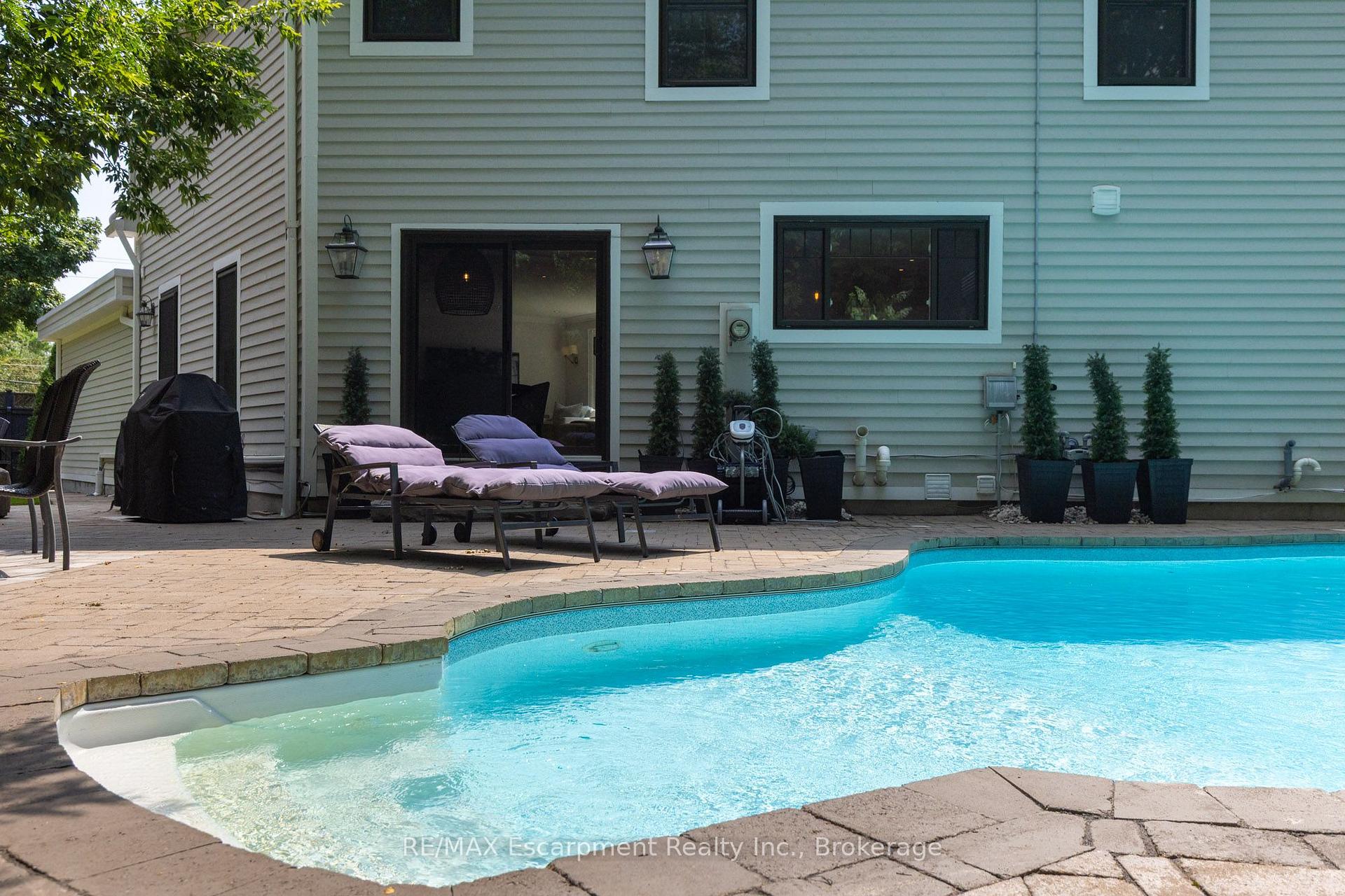 Property photo 35