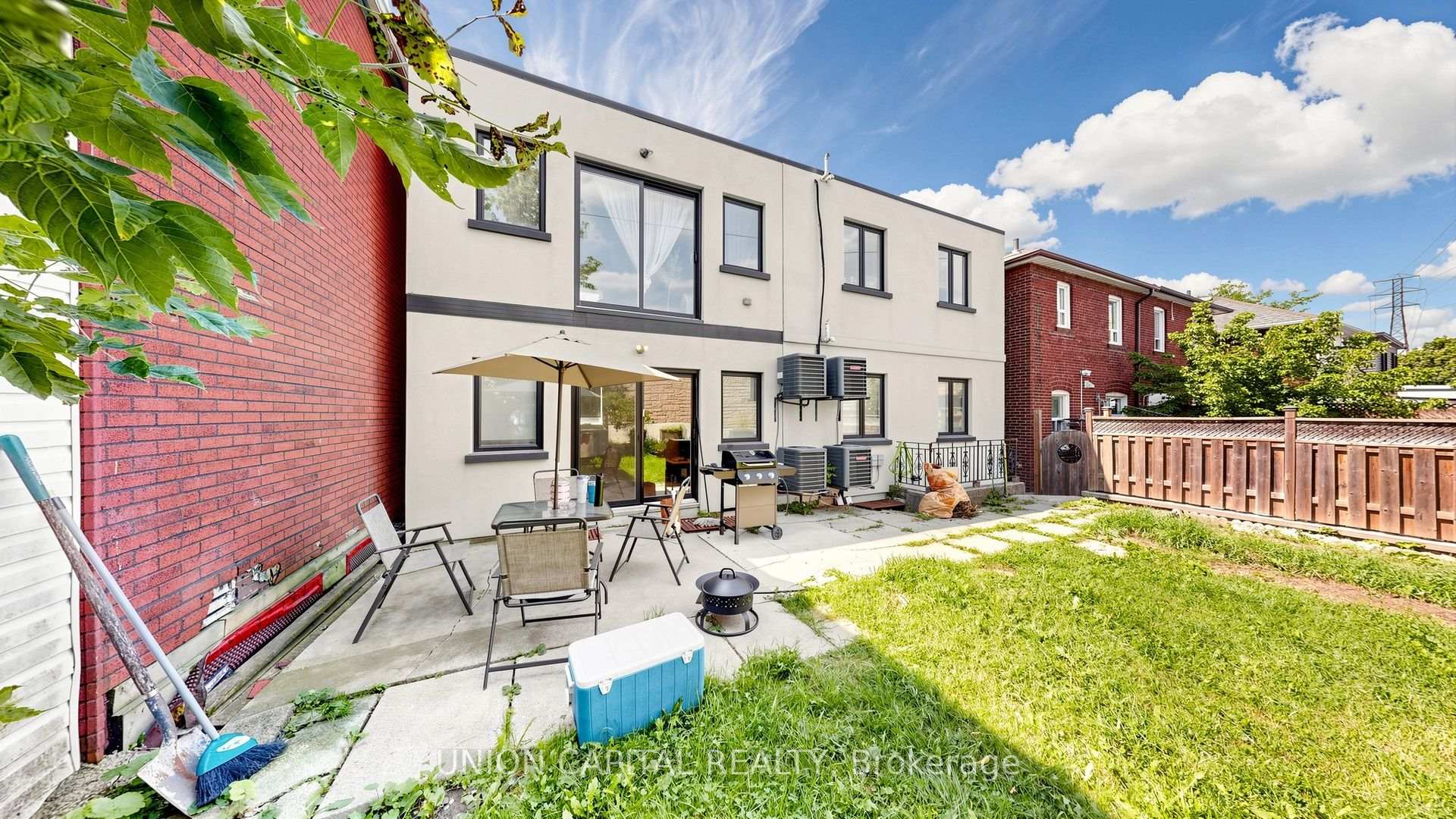 Property photo 28