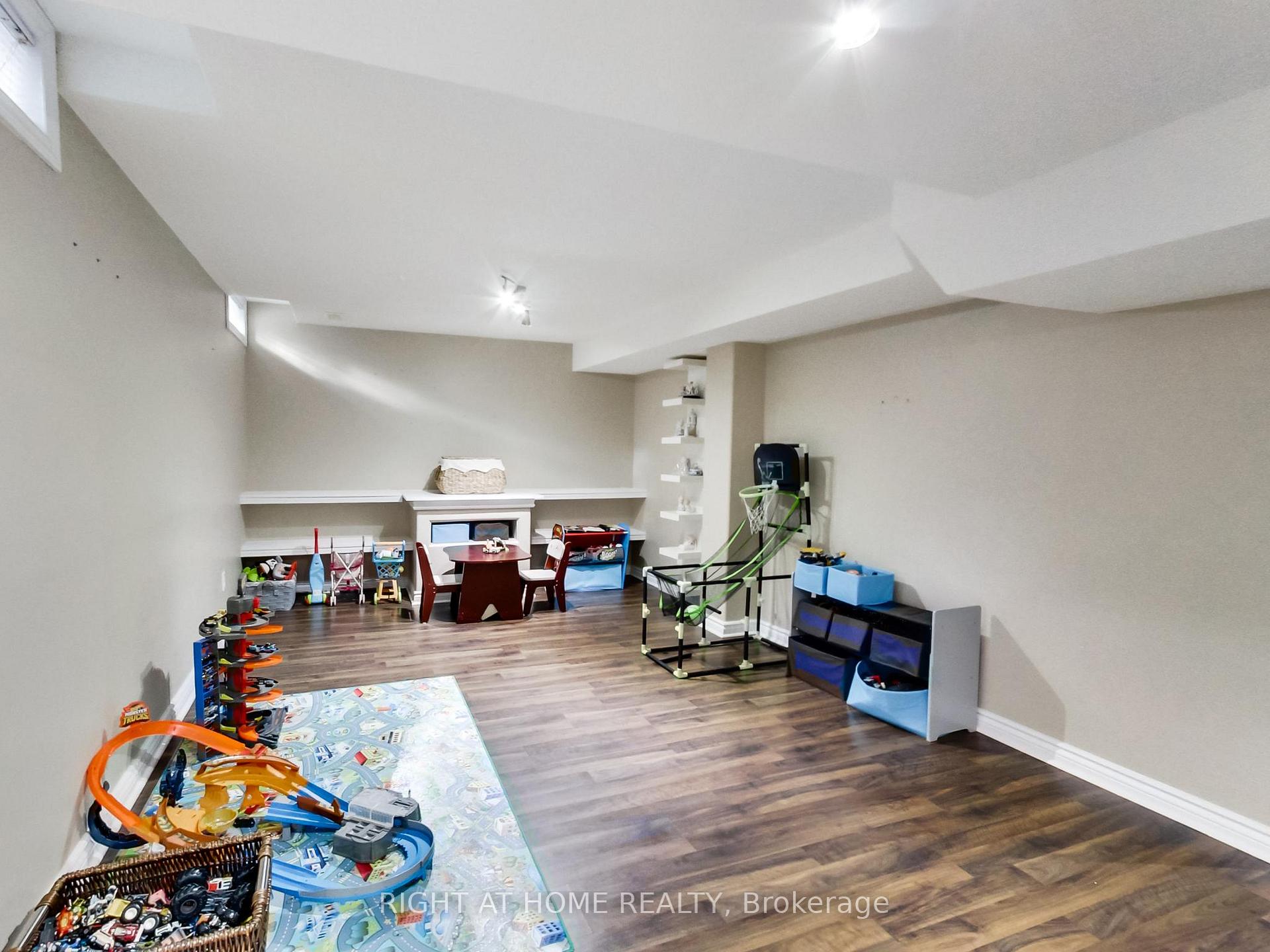 Property photo 44