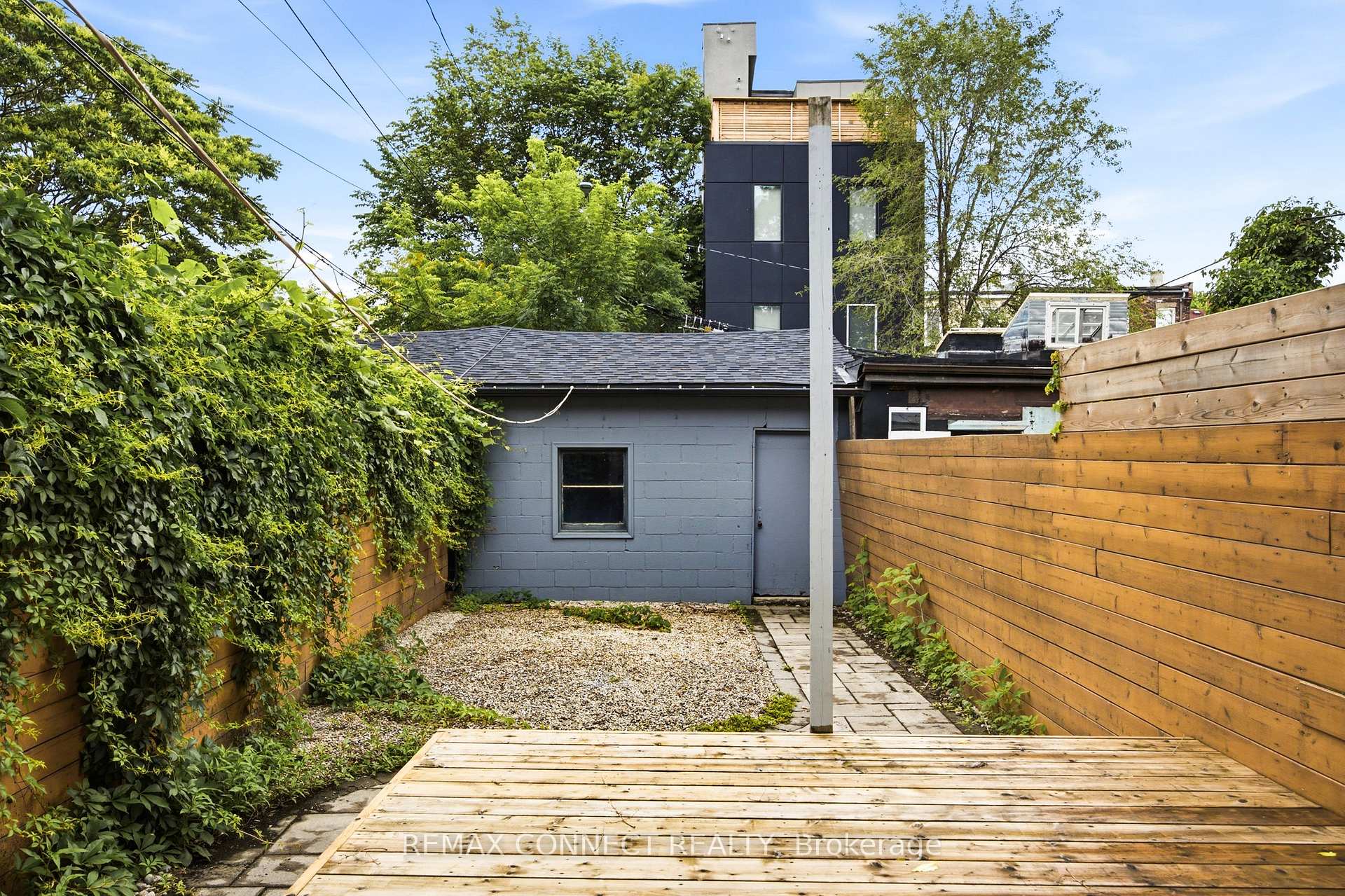 Property photo 44